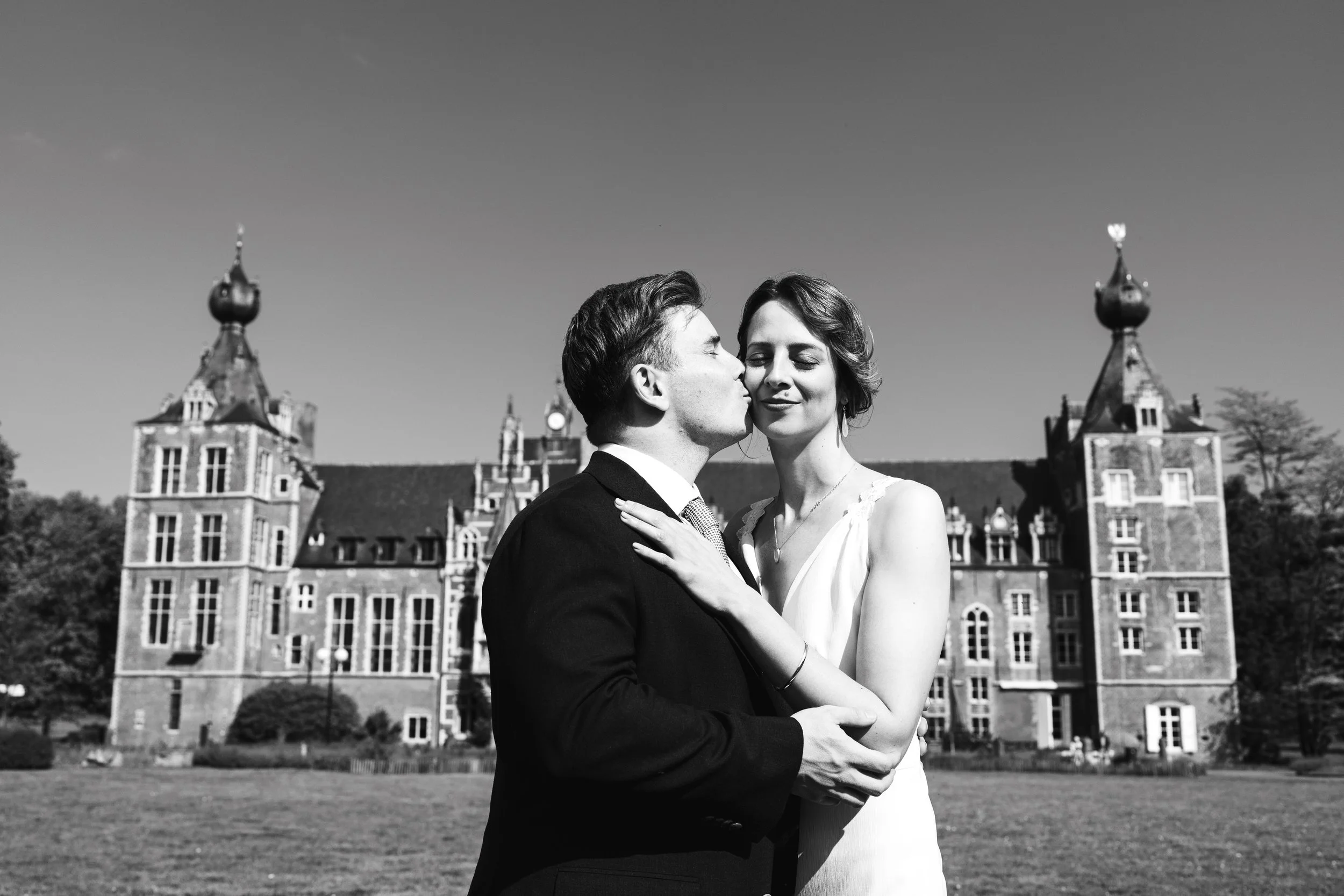 Hoe kies je de juiste huwelijksfotograaf? 7 vragen die je moet stellen