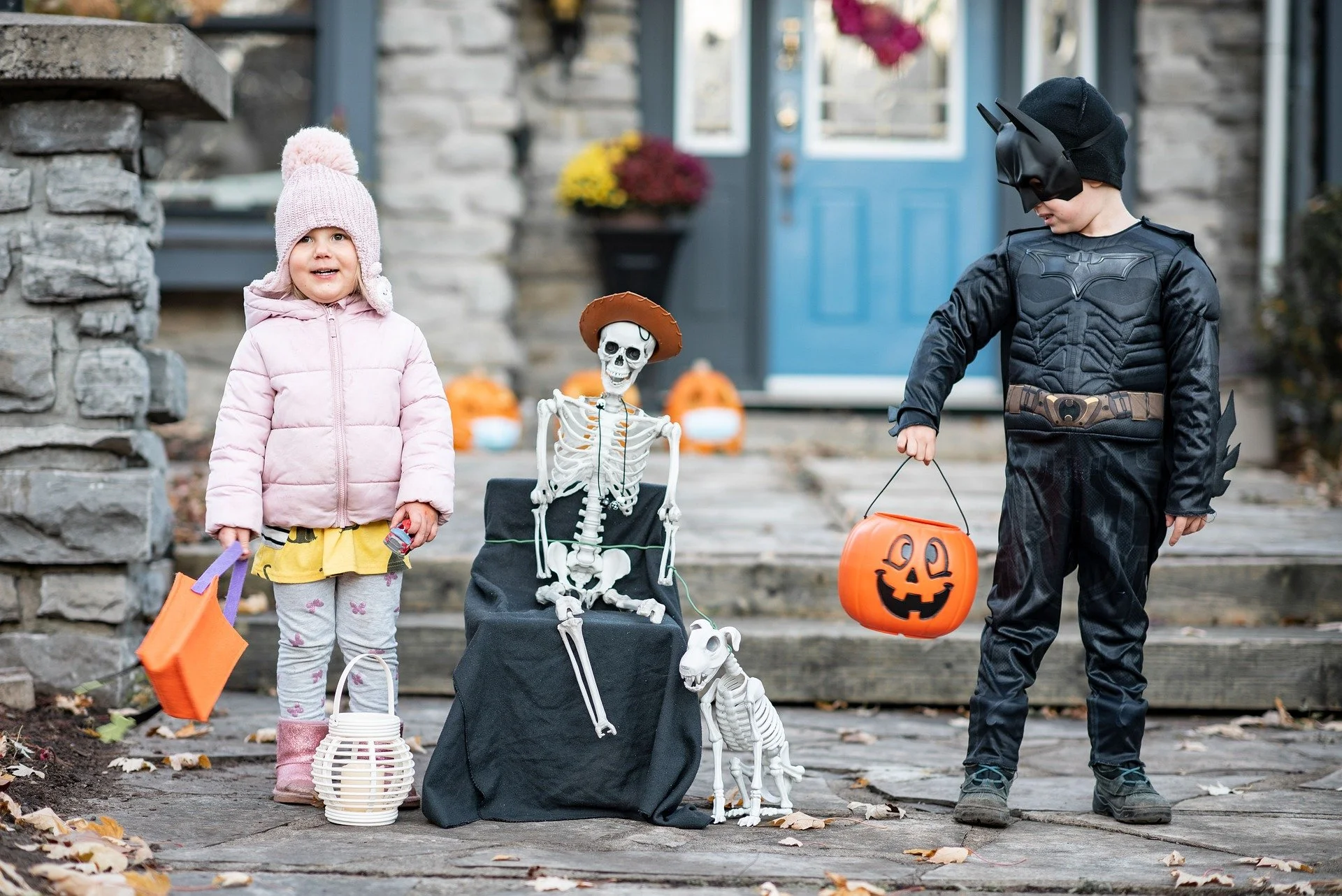 Eat Drink And Be Scary Halloween Is Finally Here Fabulous Frames 