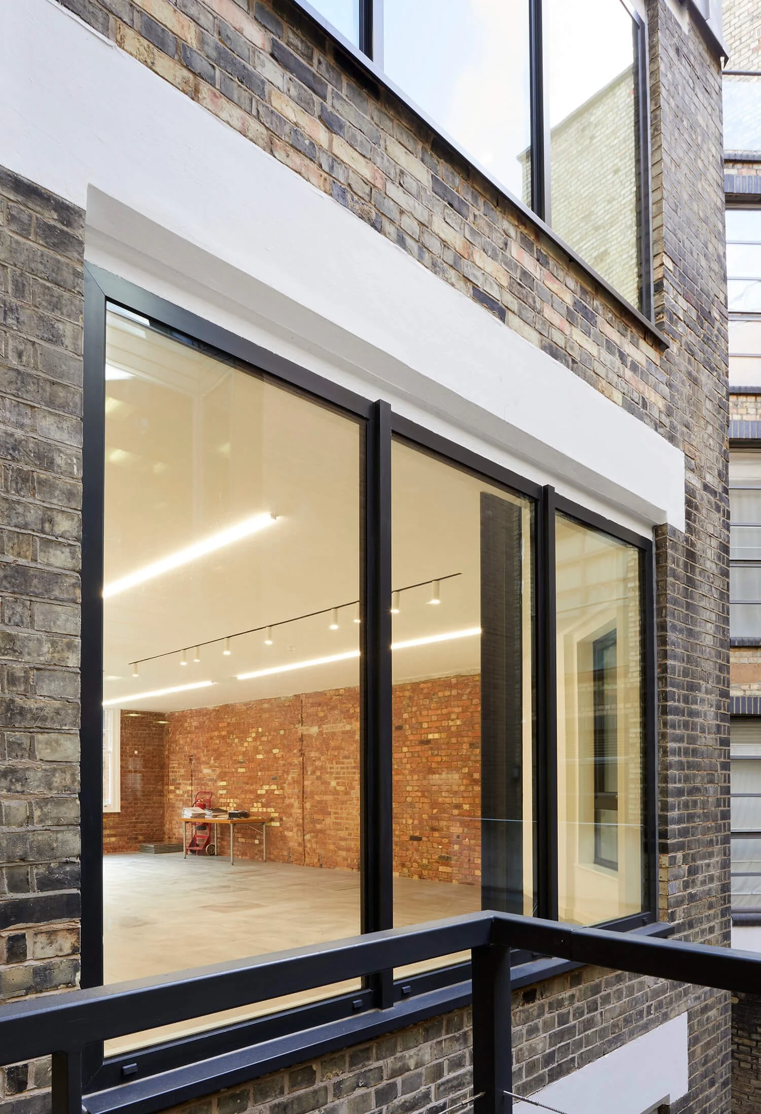 rokwell_projects_pollen_street_london_41.jpg