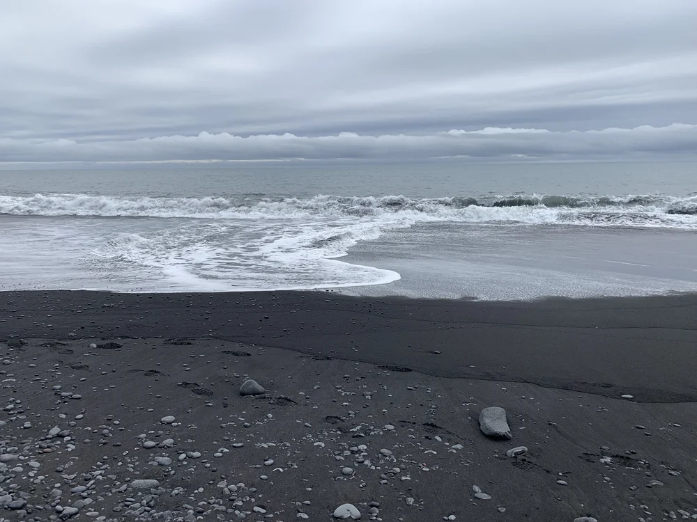 blackbeach2.jpeg