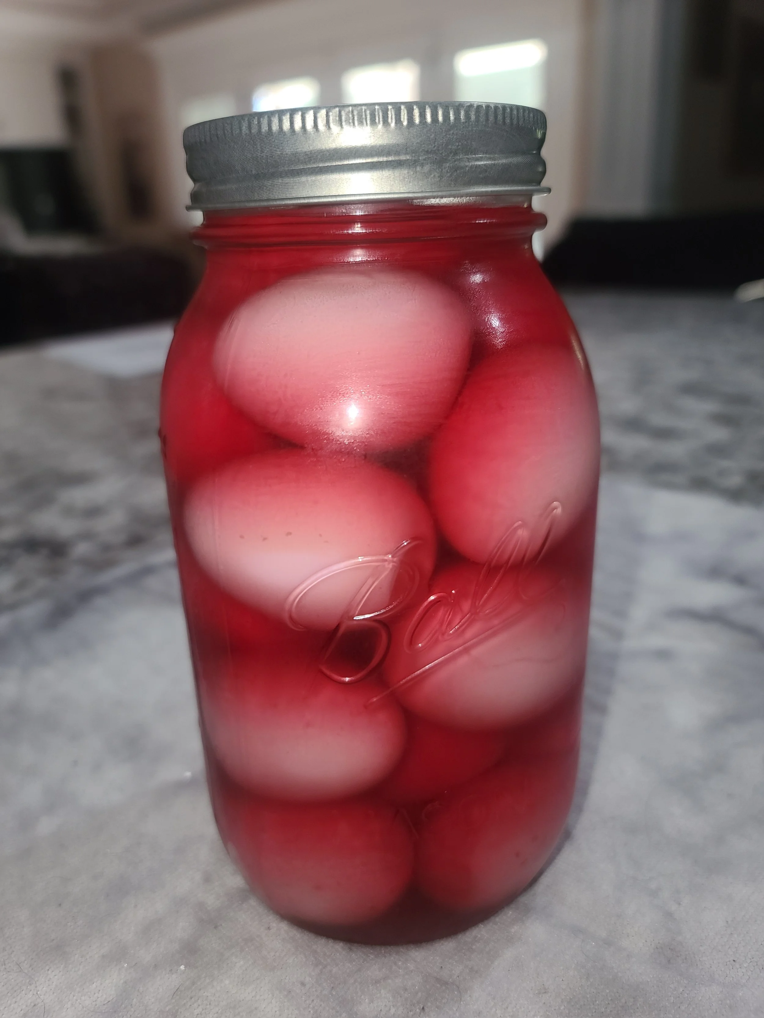 Red Beet eggs mason.jpg