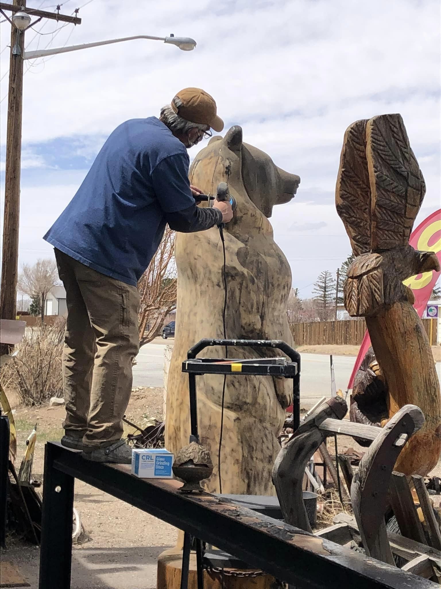 Ed Carving a bear.jpg