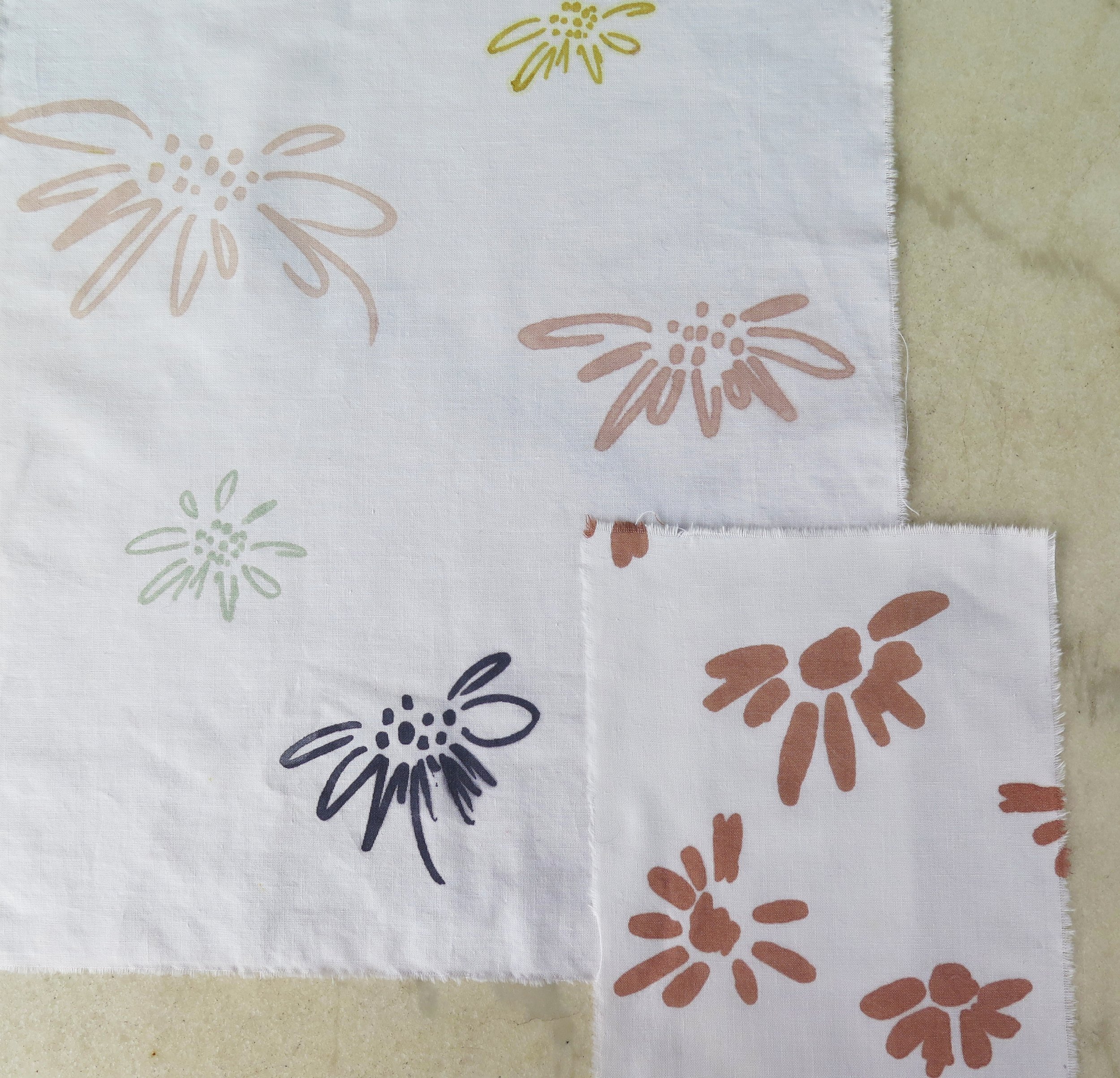 essais de motifs floraux pour la collection SS23