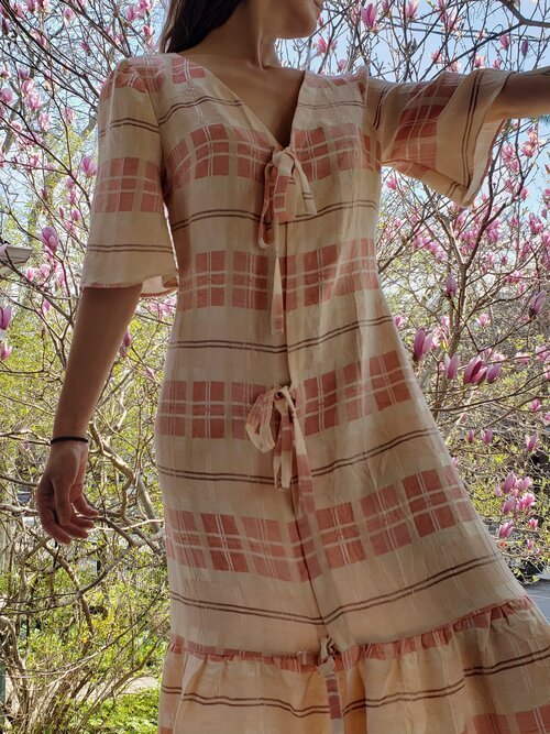 The+Dress+-+Close+Front.jpg
