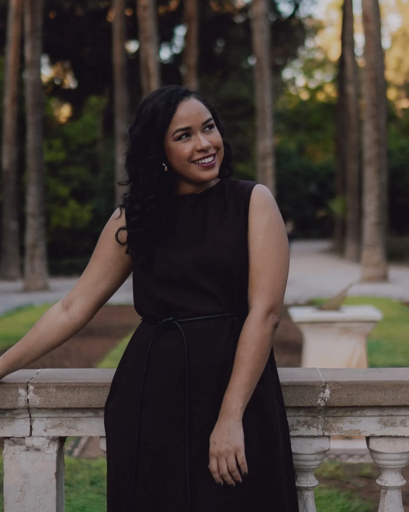 Han pasado 5 a&ntilde;os desde que abr&iacute; esta cuenta, y pens&eacute; que era un buen momento para presentarme nuevamente y contar un poco de qui&eacute;n soy.

Soy Yes Rosario, estratega de negocios y gerente de proyectos. Me dedico a llevar un