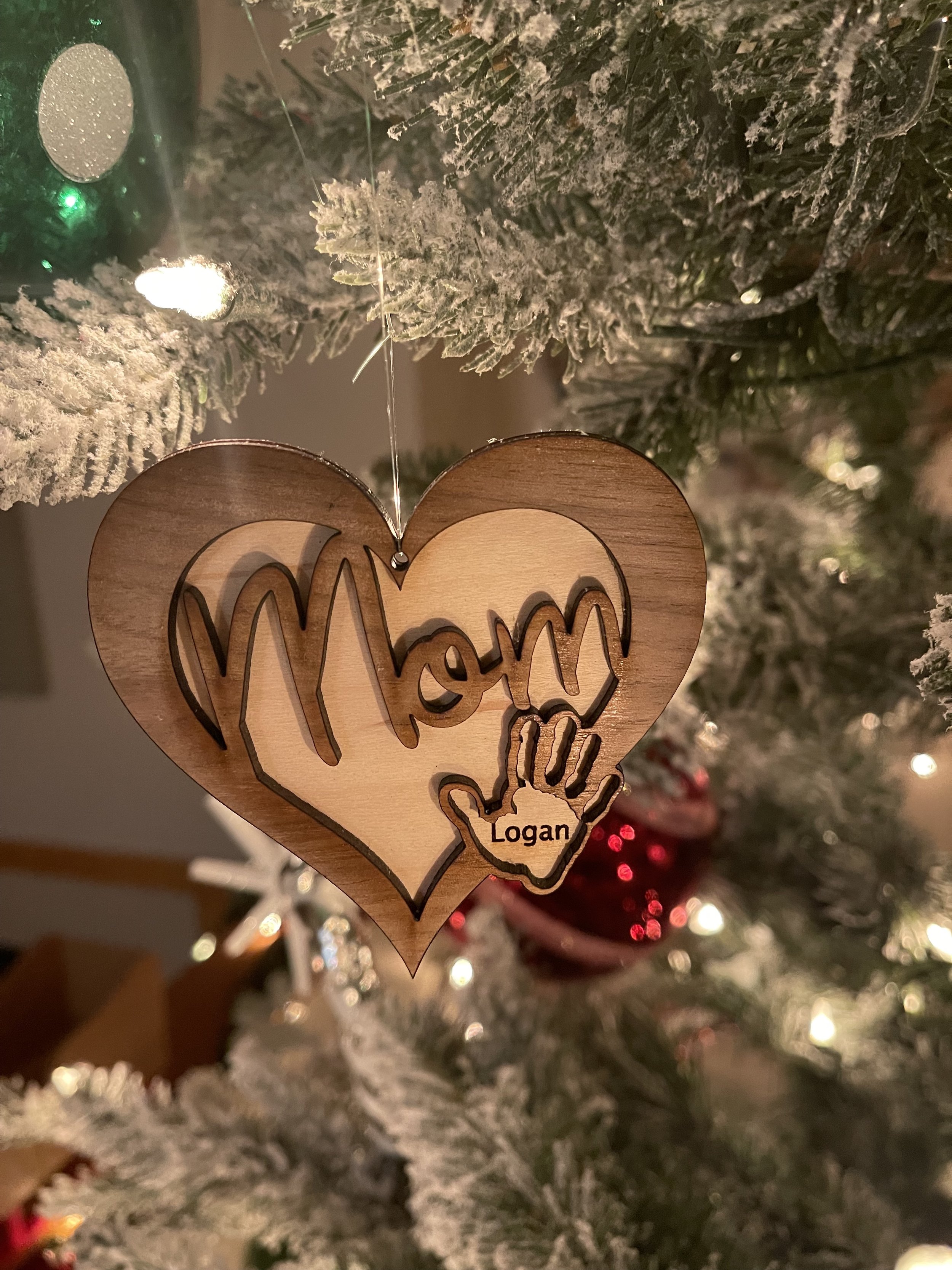 Mom Heart/Handprints - FILE