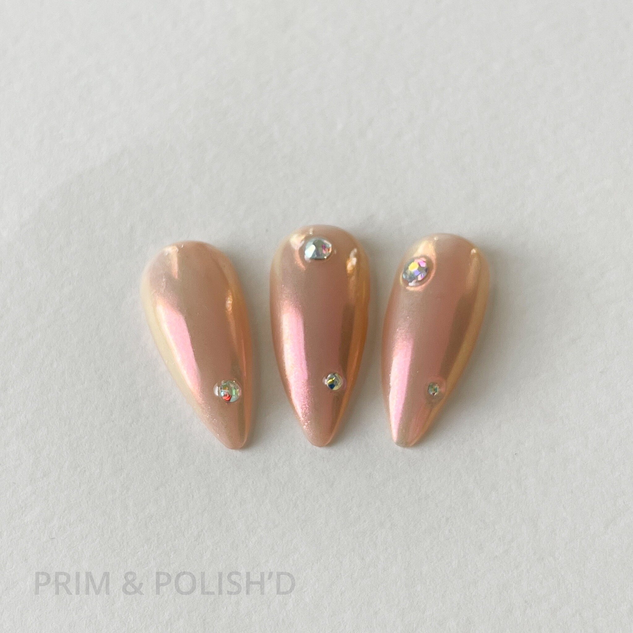 #almondnails #rhinestonenails #almondnails #nails #nailsart #nailsdesign