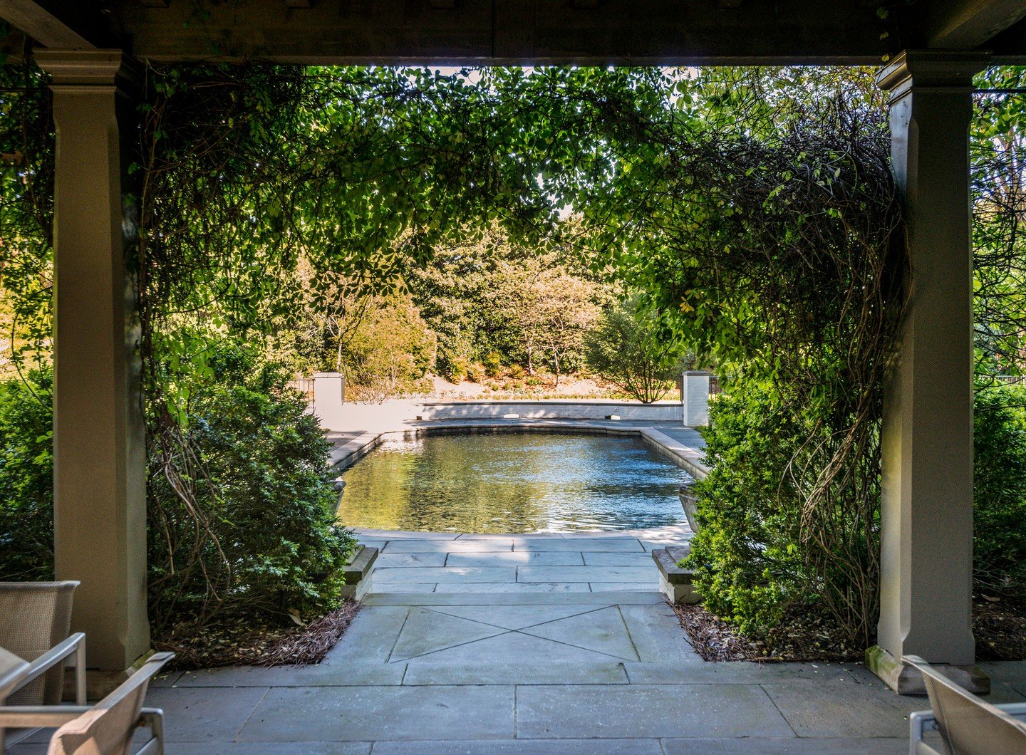&quot;Light in nature created the movement of colors.&quot;
- Robert Delaunay
🦉⁠
Photo: @reedbrownphoto
Landscape Architecture: Ben Page @benpagelandscape⁠
.⁠
#landscapearchitecture #landscapearchitect #benpage #pagelandscape #gardendesign #landscap