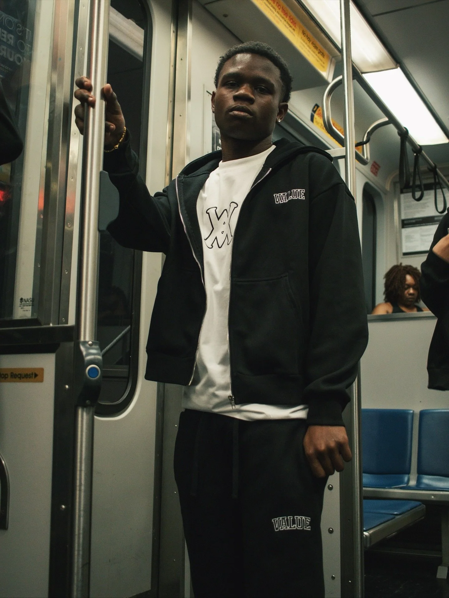 VA 📸

we got creative with this photoshoot and it paid off.. these are some of my favorite shots from the session 🚊

#videography #videographer #photographer #photography #dallas #dallastexas #dfw #dfwphotographer #clothing #clothingline #brand #su