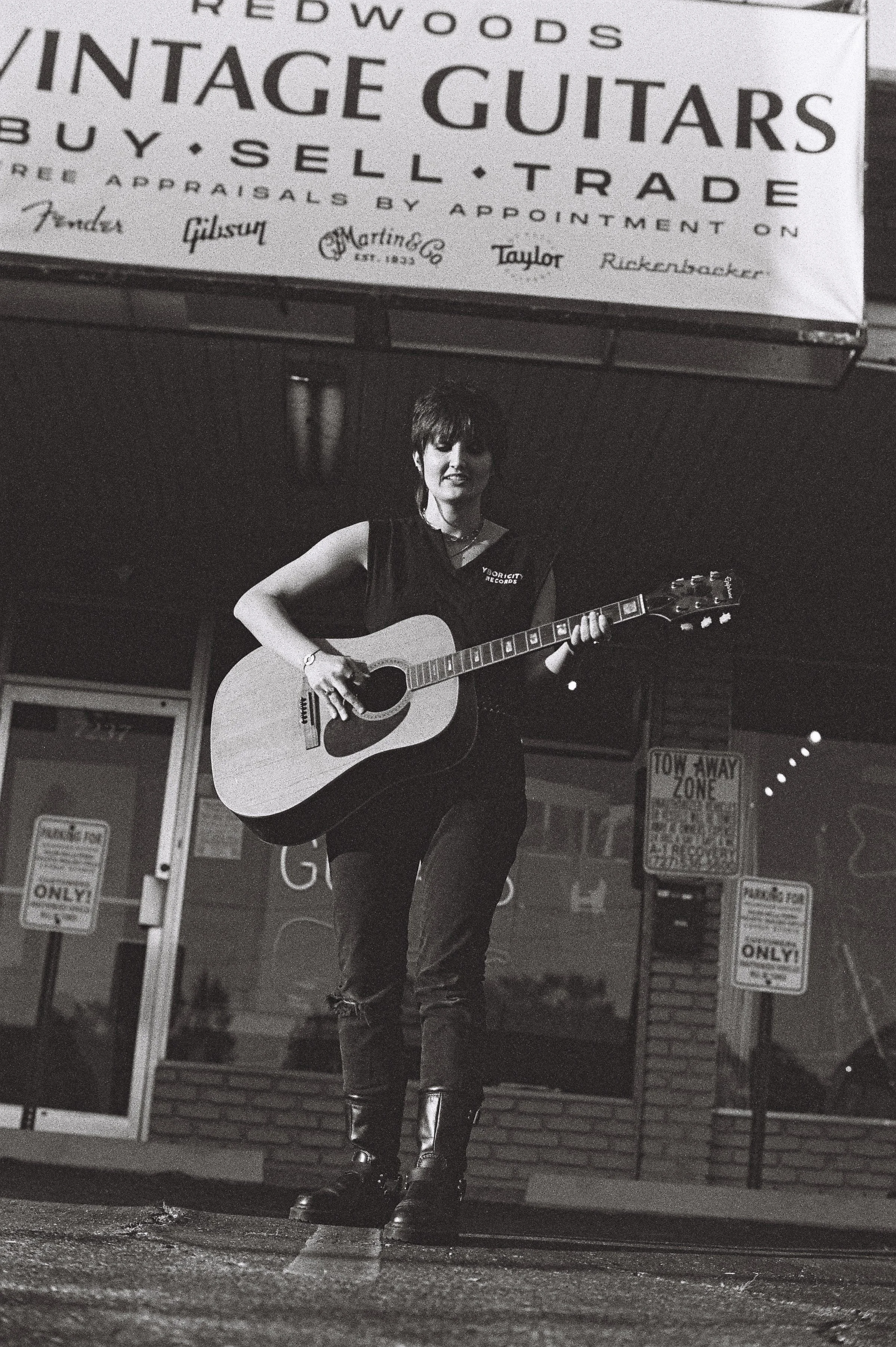 Redwoods Vintage Guitars in St Petersburg Florida is the best guitar shop south of Nashville.
