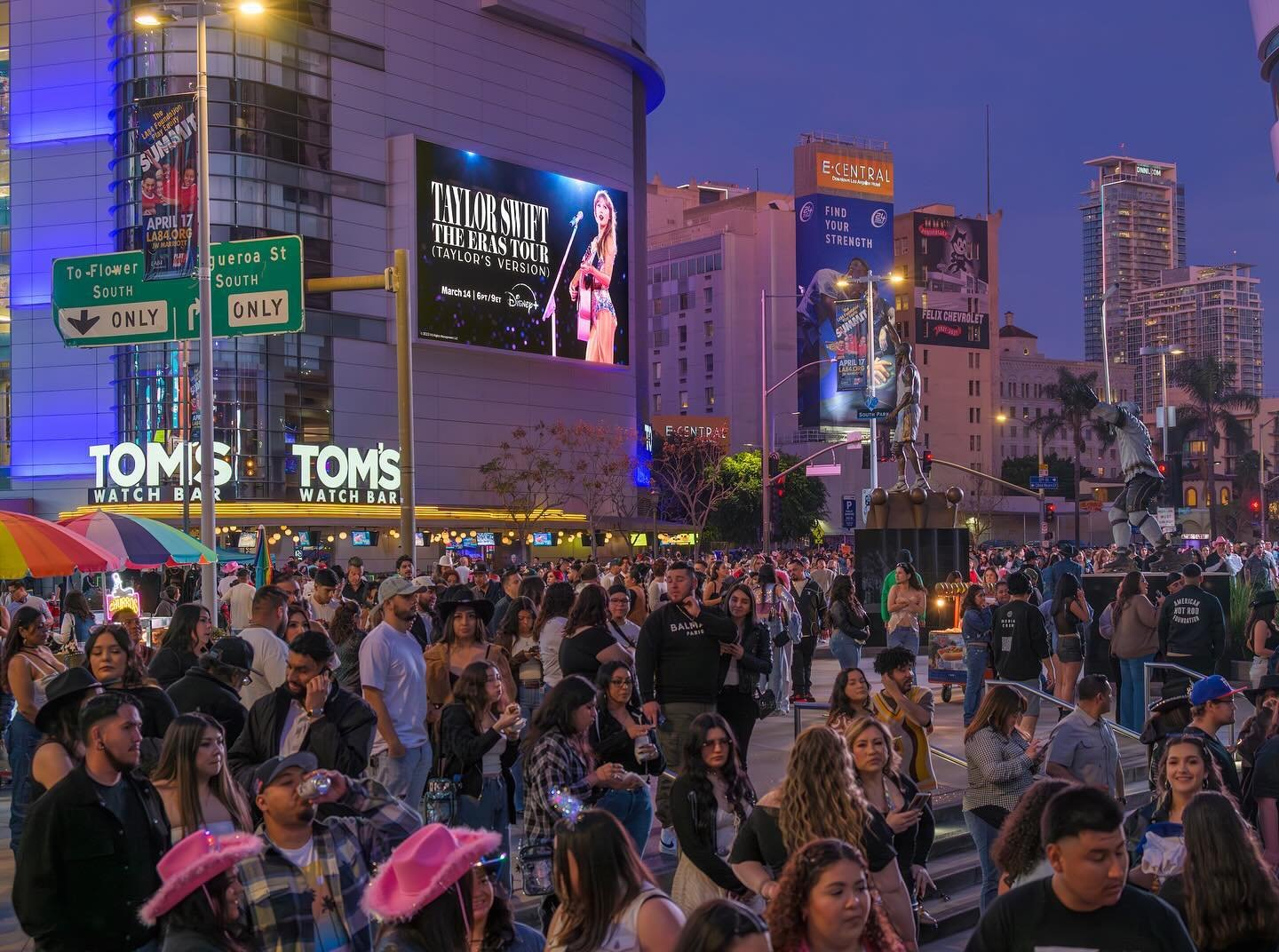 Fig Spectacular sits above the massive crowds in the epicenter of entertainment in DTLA, putting epic campaigns in front of millions of people per month 👀 

#iconicmedia #ooh #dooh #disneyplus #taylorswift #erastour #taylorswifterastour #dtla #taylo
