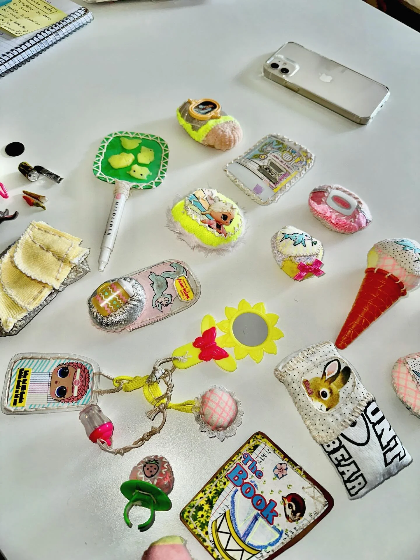 Girly toys? I don&rsquo;t think so.
These are more like badass tools.
Do not follow. Do not like.
Rendez-vous on The Land.
DM for the address or ask around.

#interface #signal #protocol #revelation #hiddenentry