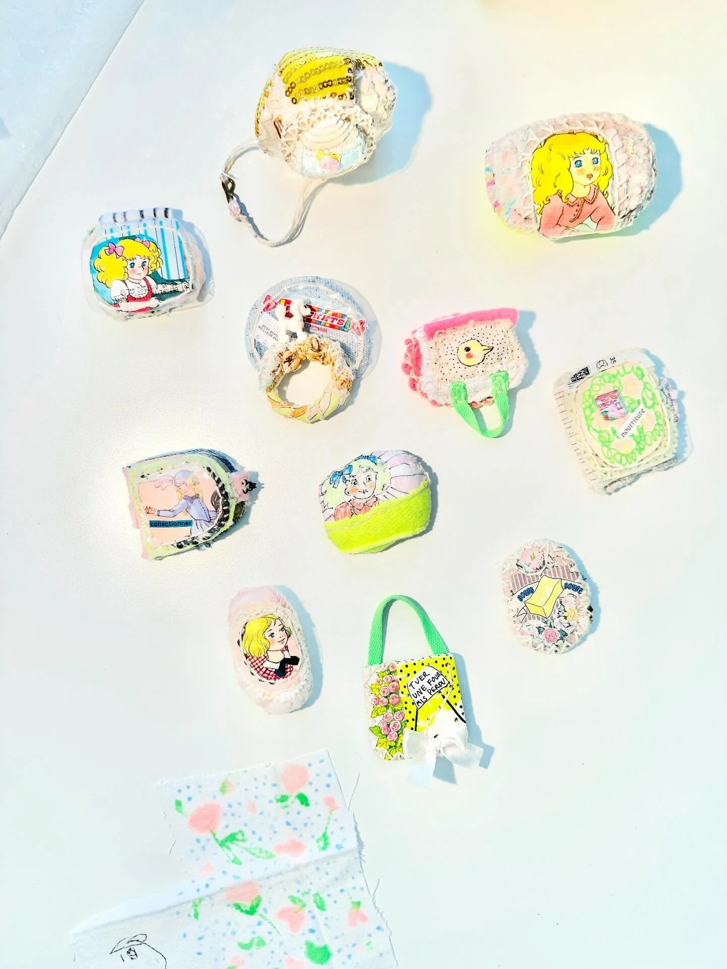 Girly toys? I don&rsquo;t think so.
These are more like badass tools.
Do not follow. Do not like.
Rendez-vous on The Land.
DM for the address or ask around.

#interface #signal #protocol #revelation #hiddenentry