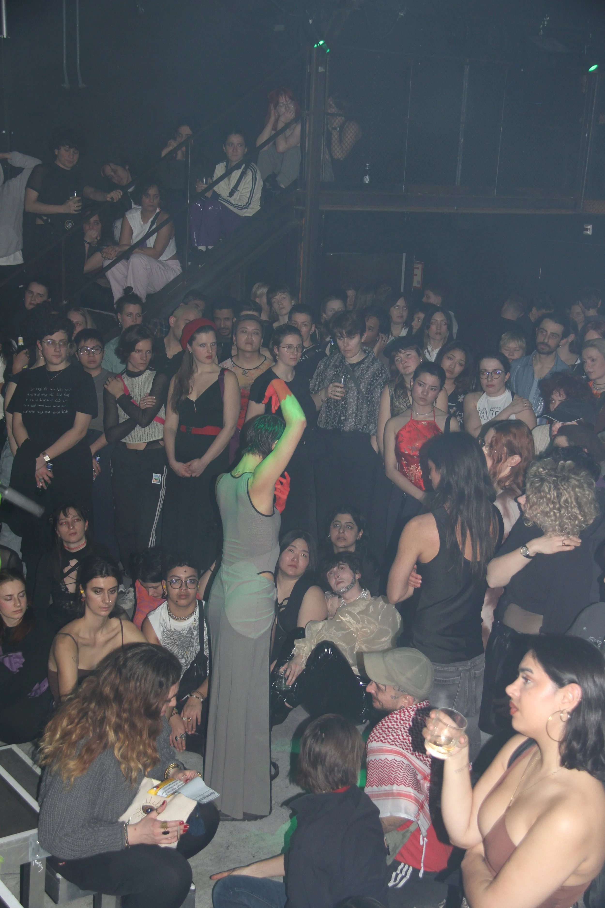 Solo Performance - Trauma Bar und Kino