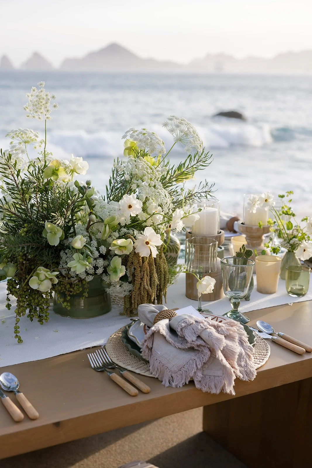 Weddings and Events at The Cape a Thompson Hotel in Los Cabos - Michelle Garibay Events Destination Wedding Planner - Sposto Photography 2 (3).jpg
