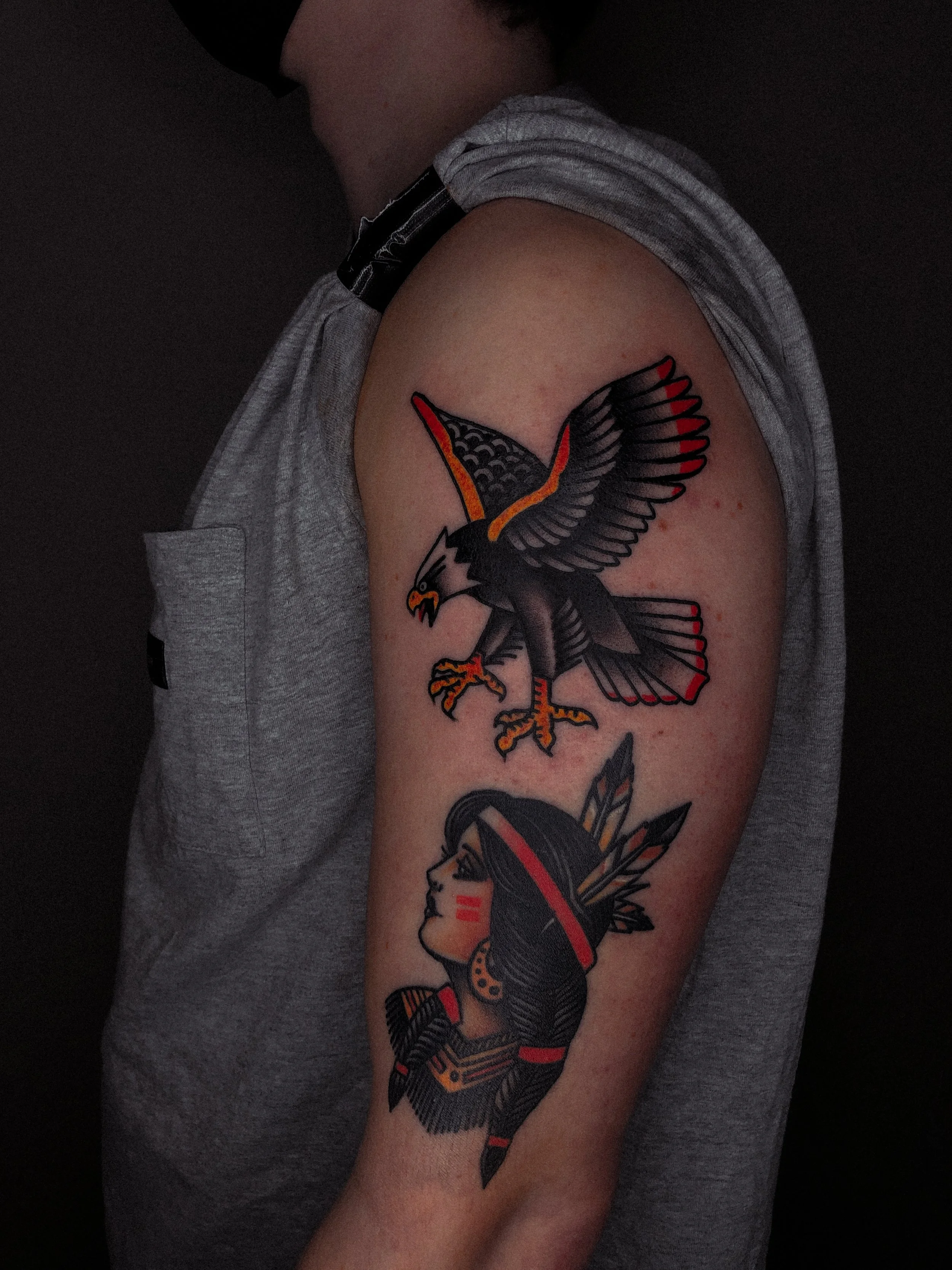 örn och indian tatuering i traditionell old school stil