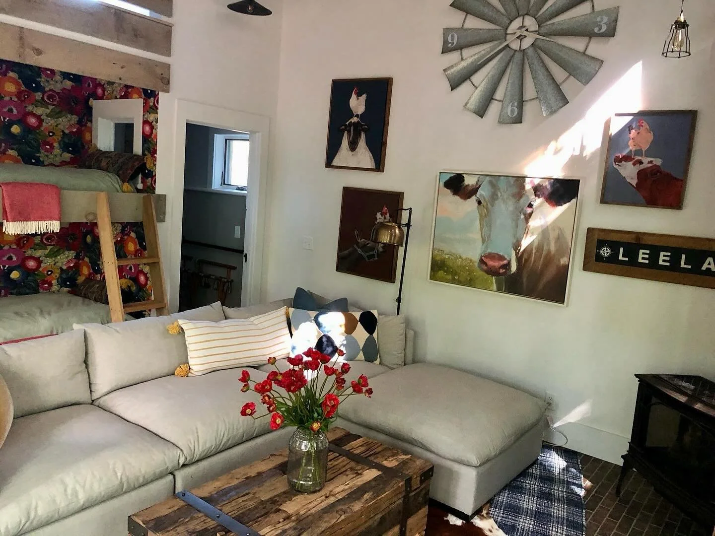 The coziest guest house for our Maple City family estate

#farmhouse #guesthouse #guestquarters #nestindesign #nestofgt #interiordesign #traversecityinteriordesigner #maplecity #michiganinteriordesigner #bunkbeds #customfurnıture