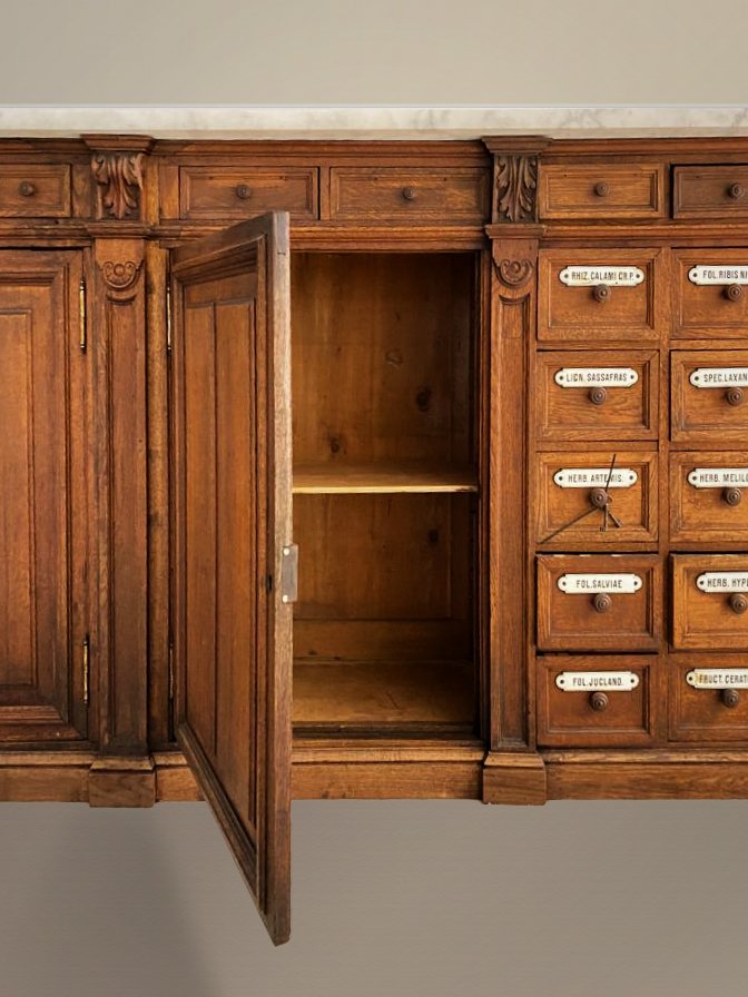 French Apothecary Cabinet

Description (approx):

A stunning oak centre piece with marble top.

French drawer labels.

Unique.

Located near Amsterdam

Dimensions:

Width 3m / Height 1m / Depth 0.5m

Price:

€ 15,000