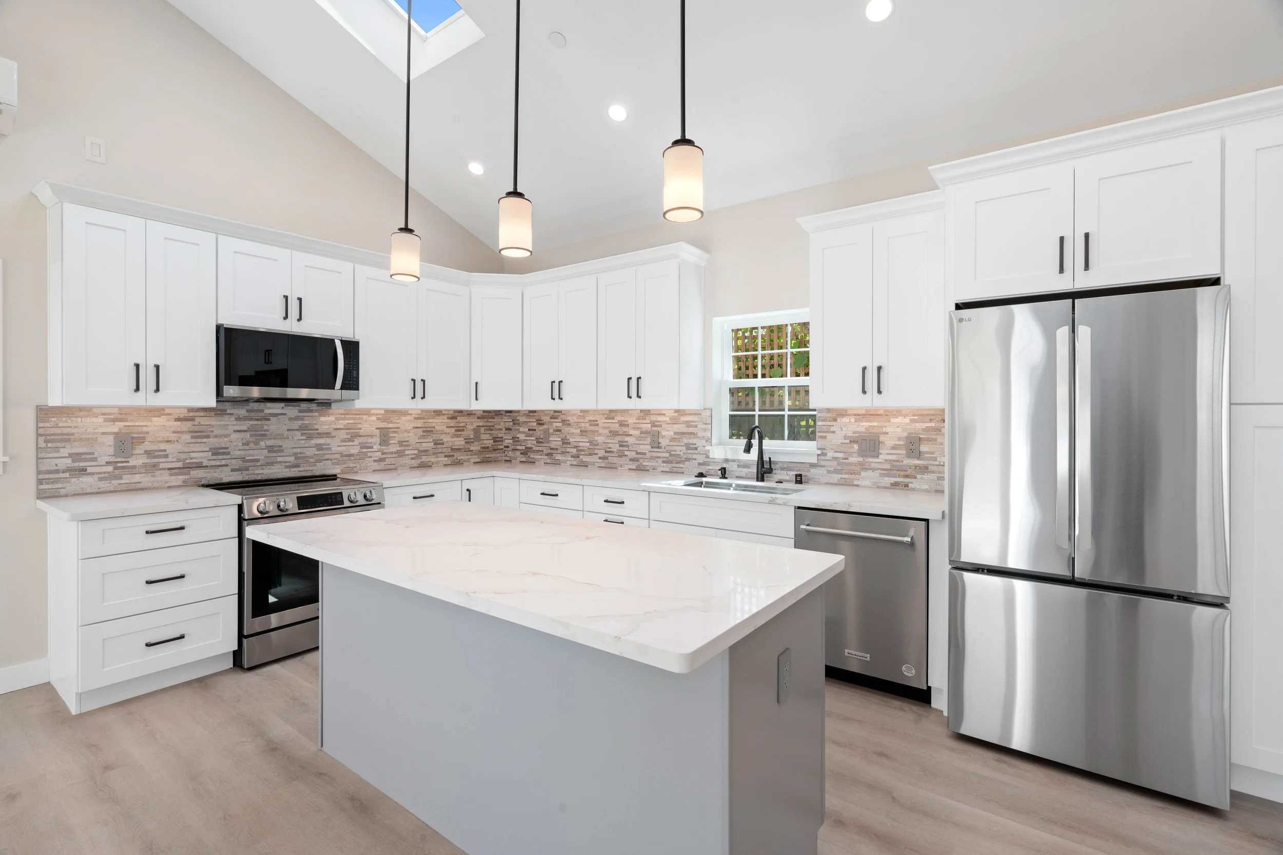 781 Parma Way-14.jpg