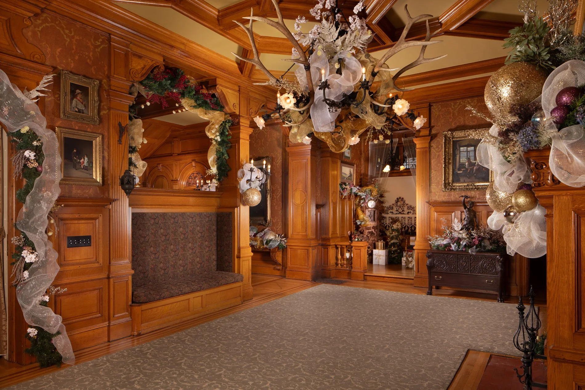 Pabst_Mansion_2025_Pedro_Lima_Ryan_Hainey_Photography_003.jpg