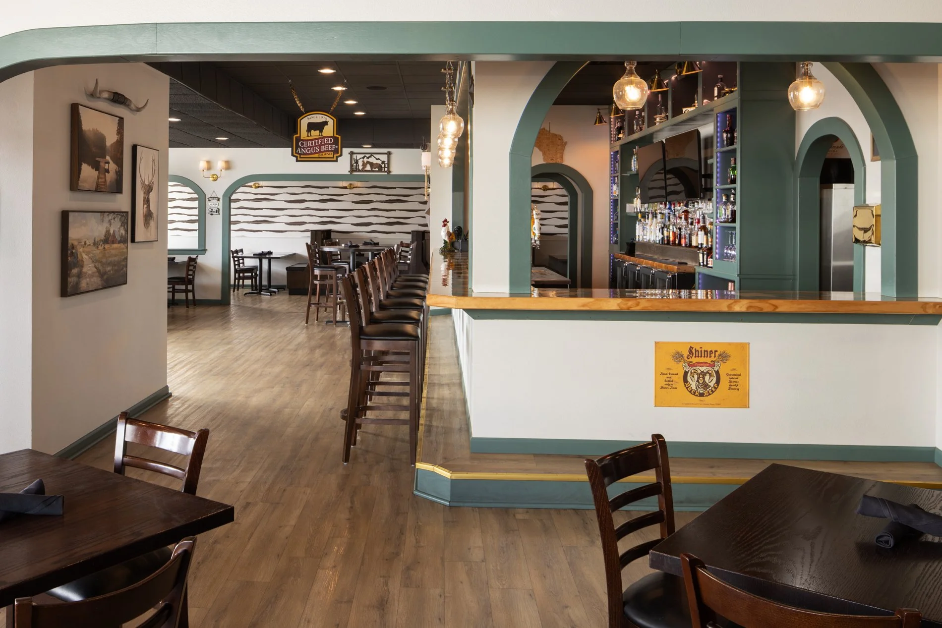 Jordy_s_Steakhouse_Pedro_Lima_Interiors_Ryan_Hainey_Photography_003_web.jpg