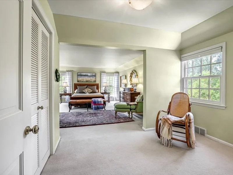 16-Primary Suite.jpg