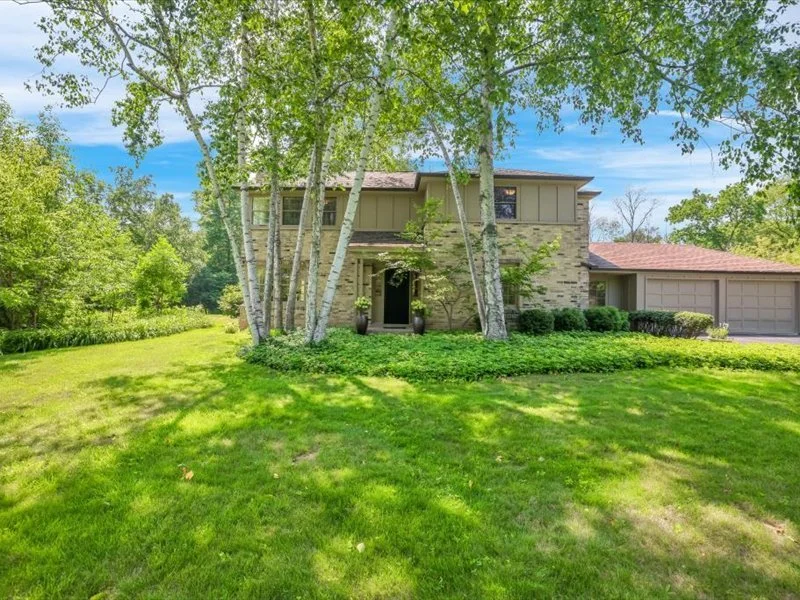 06-1 Exterior Front.jpg