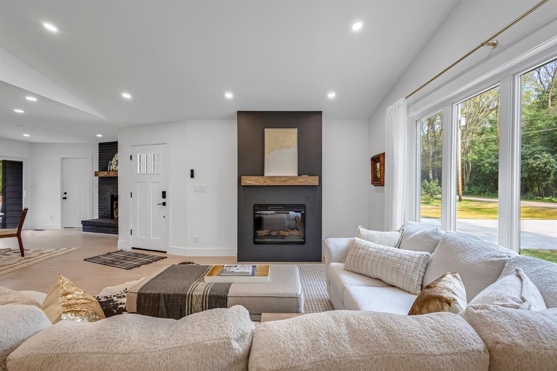 39-IMG_3779_80_81- Not fire.jpg