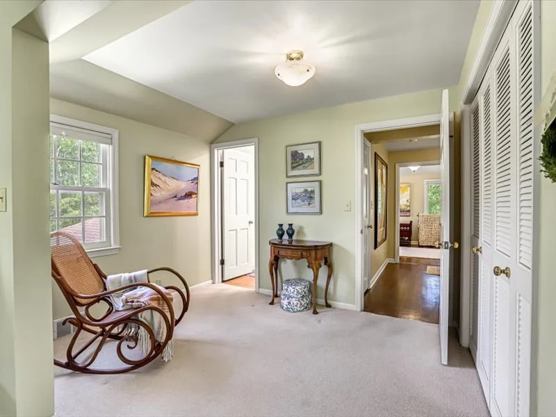 17-Primary Suite (1).jpg