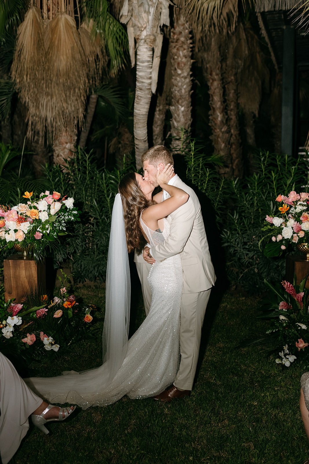 holly-andrew-acre-cabo-mexico-wedding-preview-53_websize.jpg