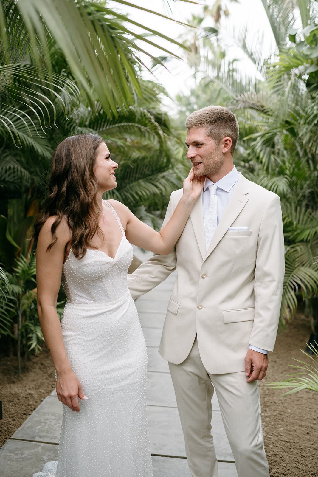 holly-andrew-acre-cabo-mexico-wedding-preview-11.jpg