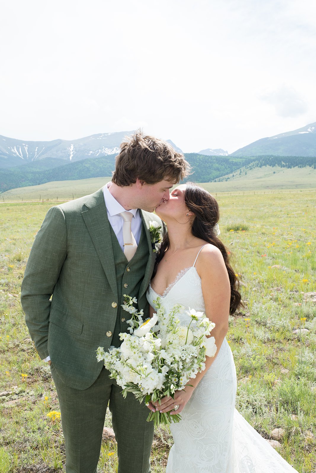 meg-kent-colorado-wedding-preview-15.jpg