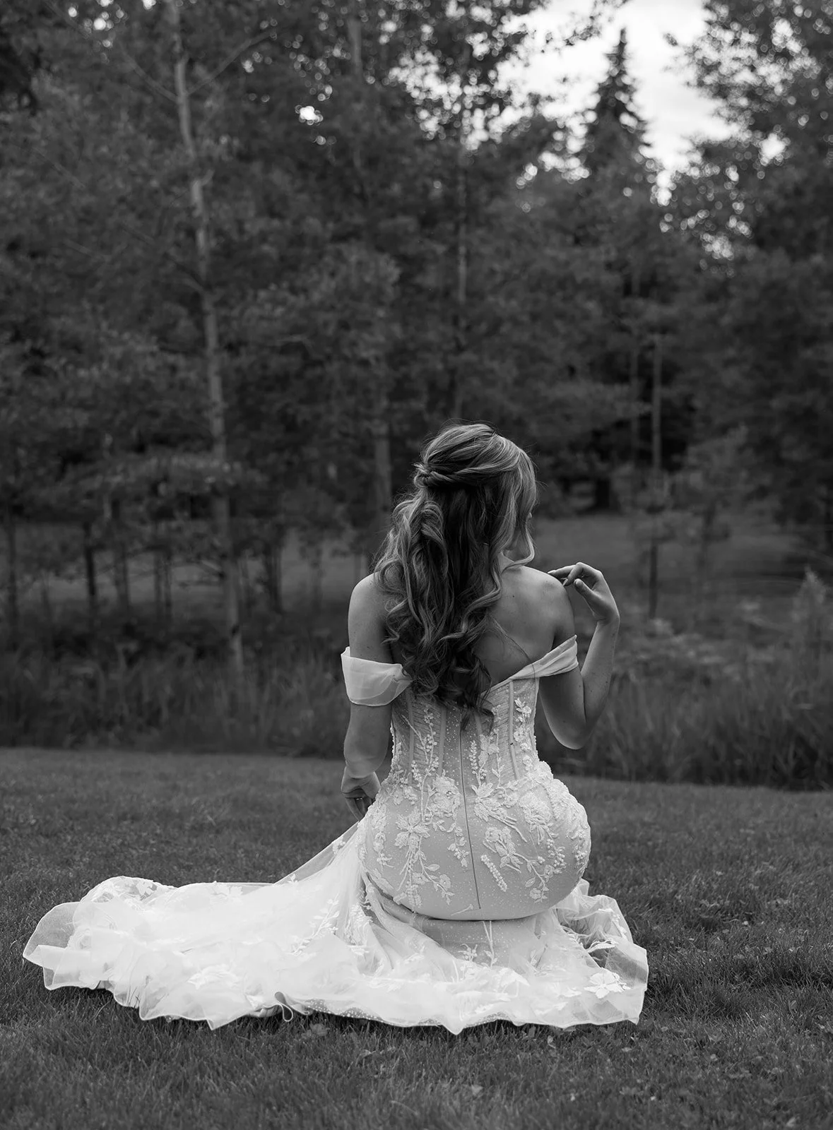 nicole & zach sneaks-44.jpg