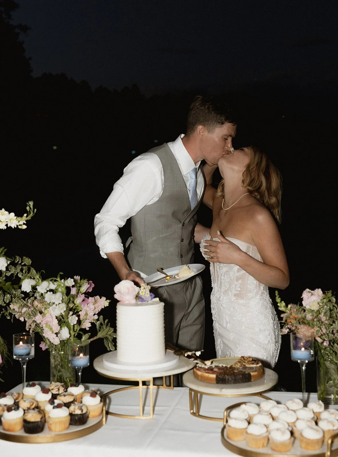 nicole & zach sneaks-101.jpg