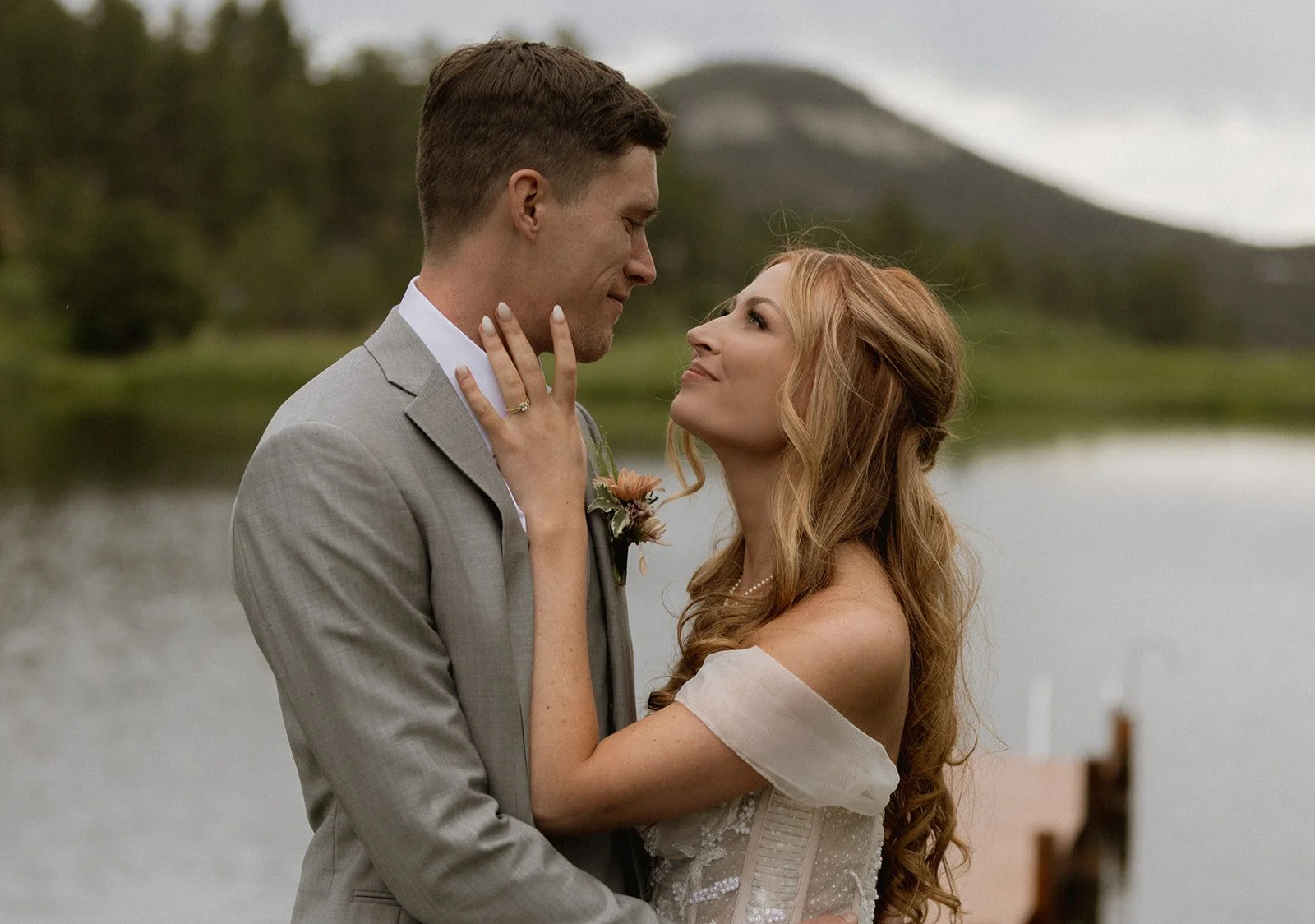 nicole & zach sneaks-77.jpg