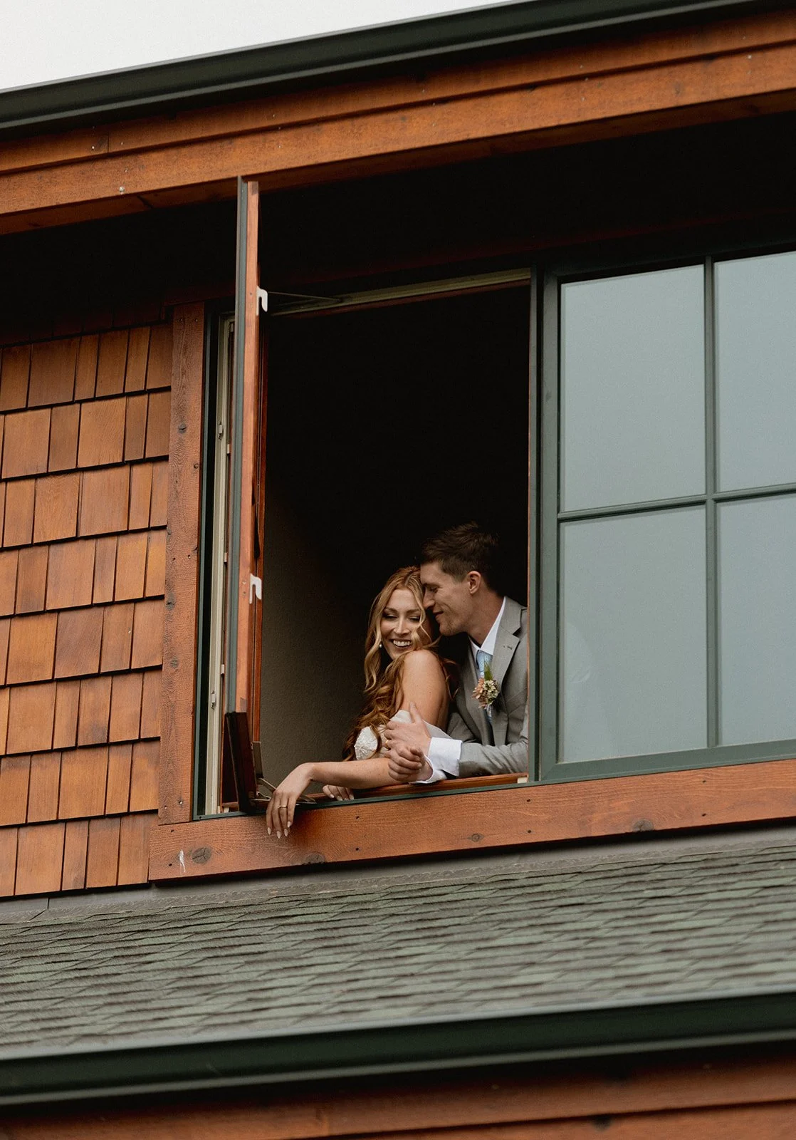 nicole & zach sneaks-80.jpg