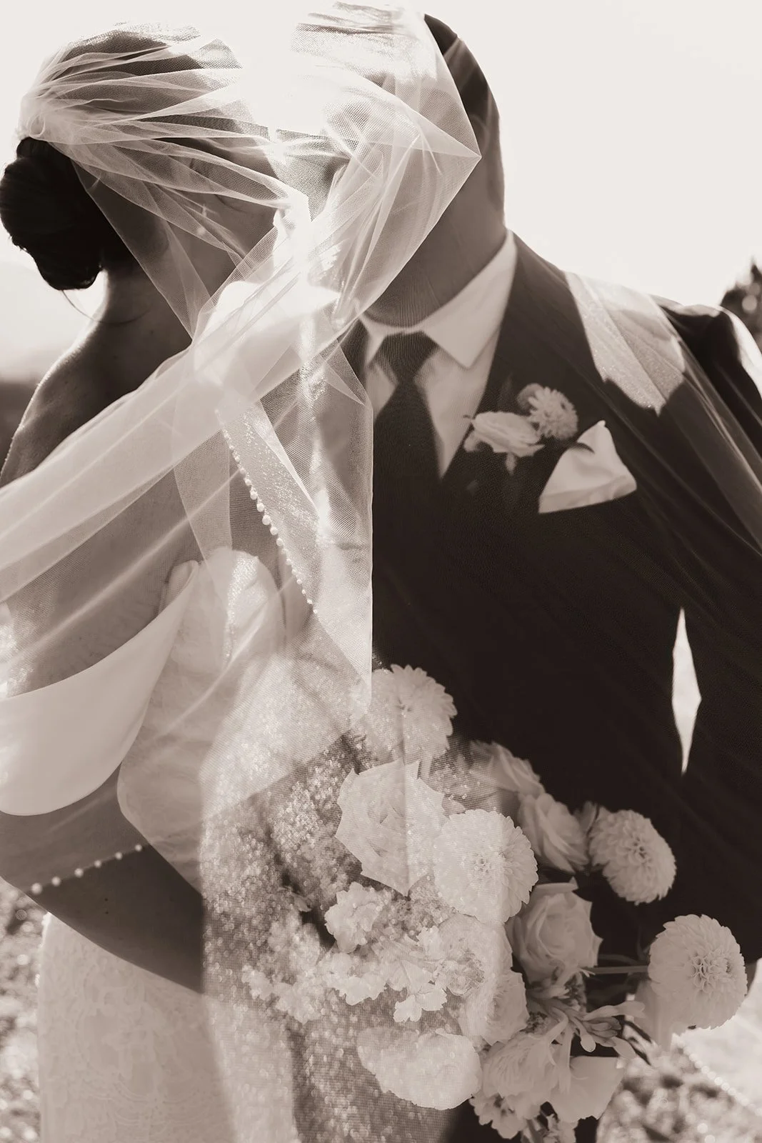 Brynn & Wes Sneak Peeks-11.jpg