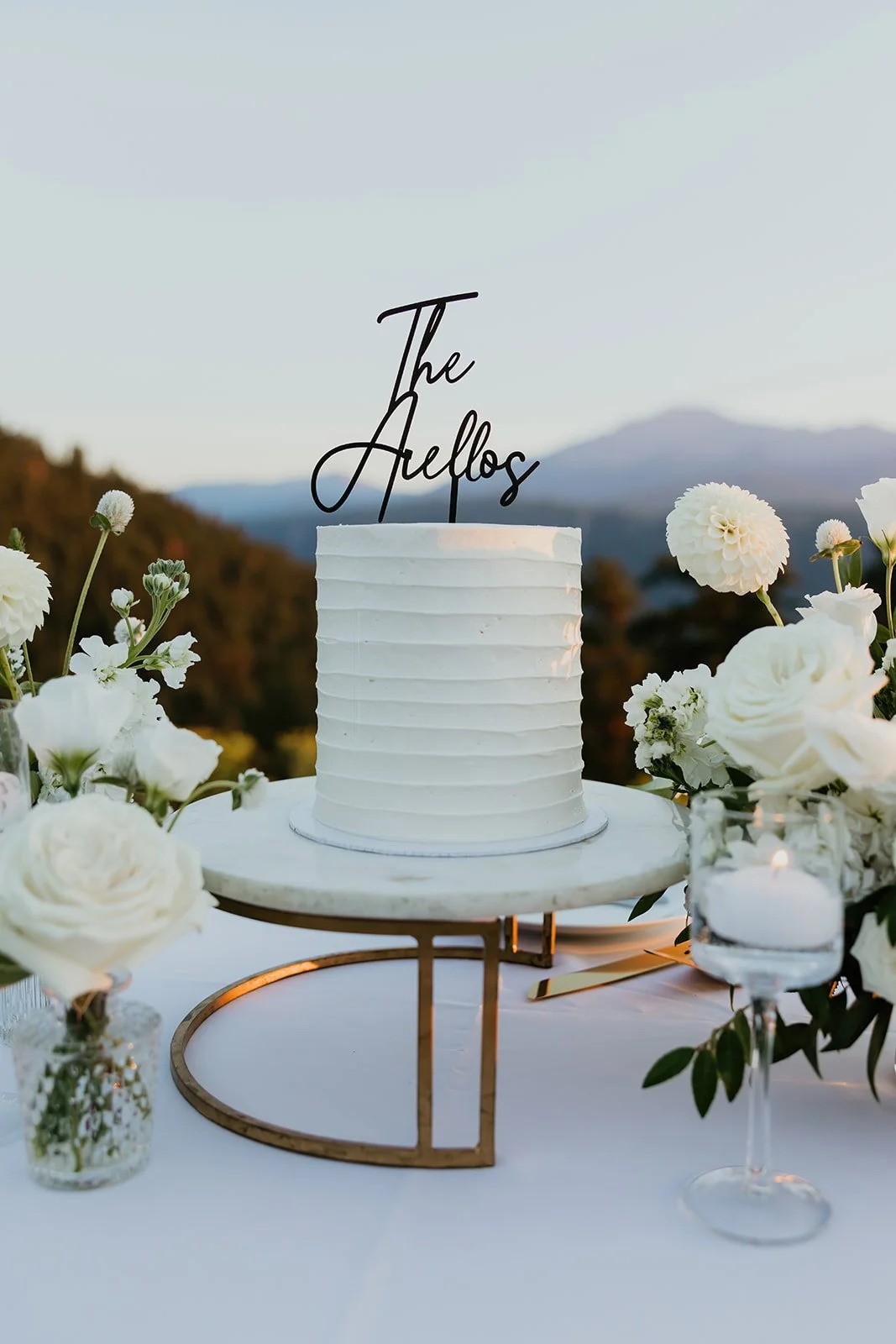 Brynn & Wes Sneak Peeks-20 (1).jpg