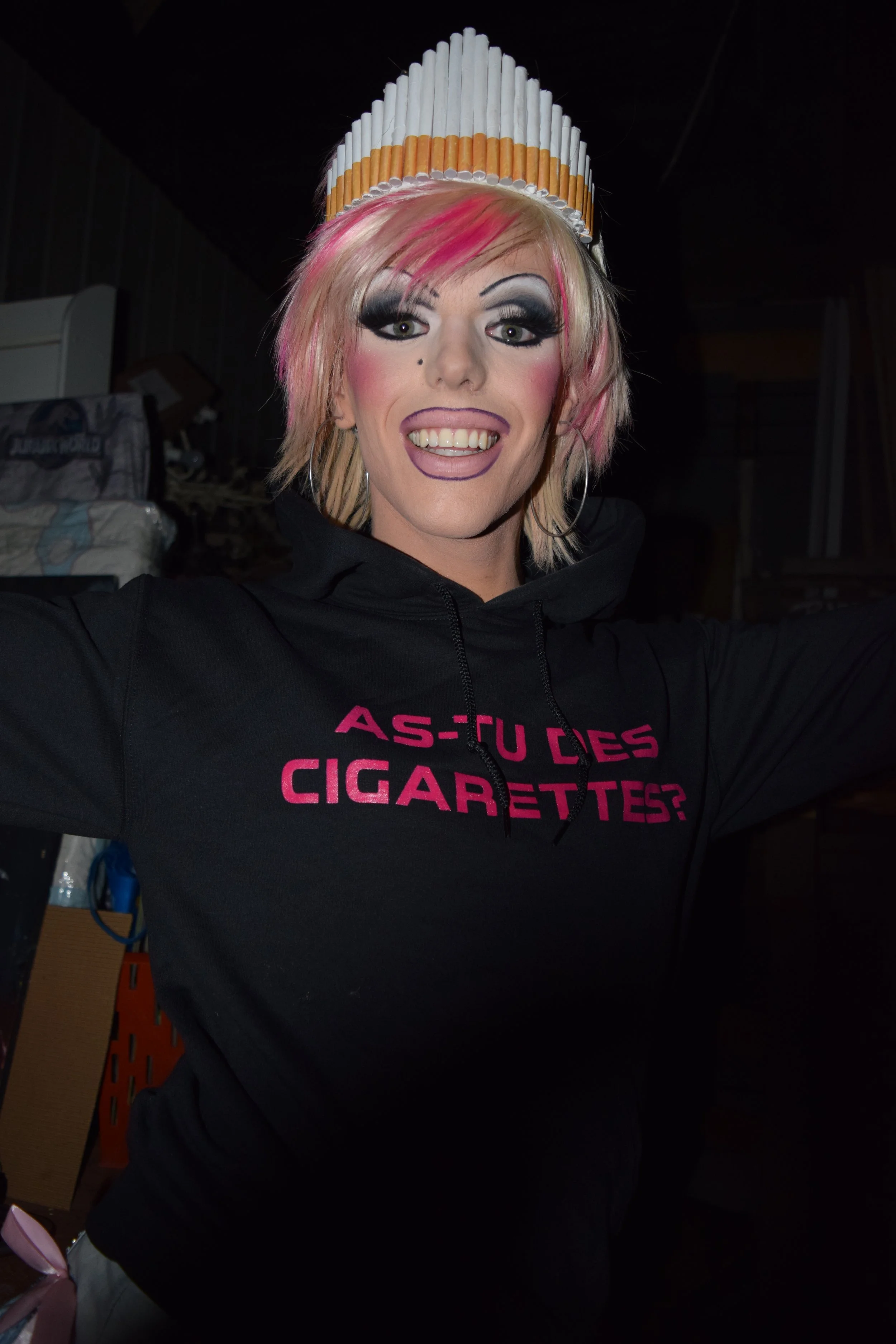 Hoodie « As-tu des cigarettes? »