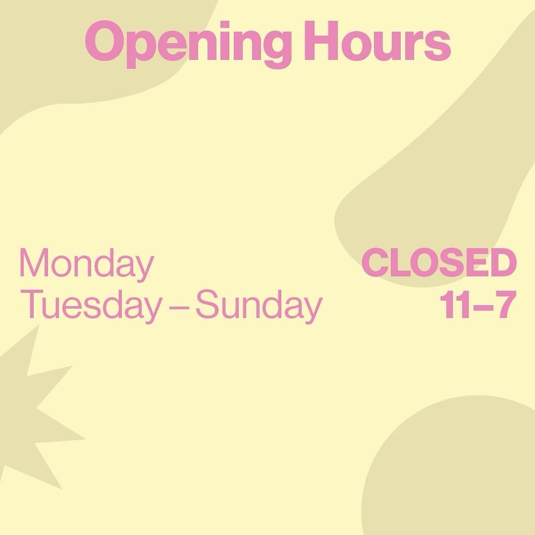 🌟NEW HOURS!🌟 
The gallery will now be open TUESDAY through SUNDAY every week from 11-6!!! Come in today and start your week off right by shopping with us🥰🛍️🩷🌟
&bull;
&bull;
&bull;
#oklahomaartgallery #smallartgallery #artgalleryhours #oklahomab