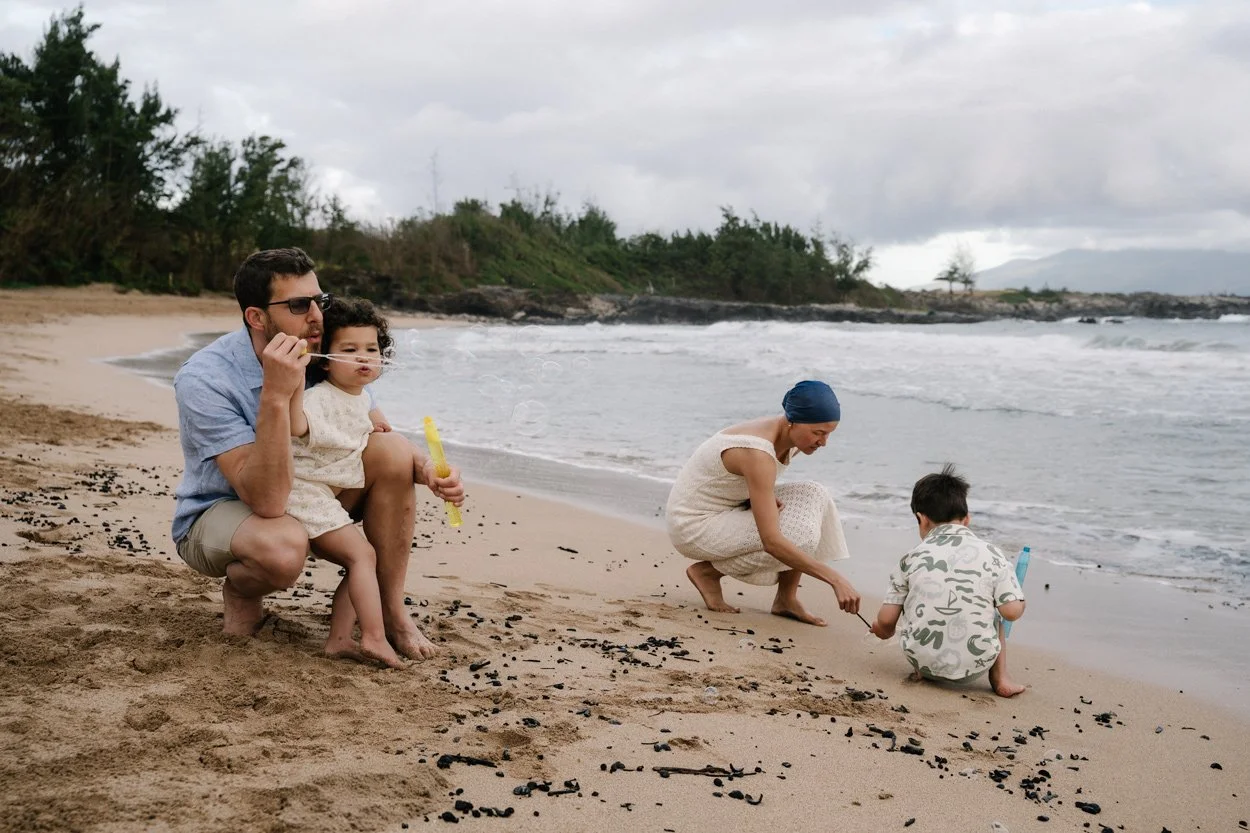 Why a 75-Minute Family Session Works So Well for Candid Storytelling | Maui Photographer