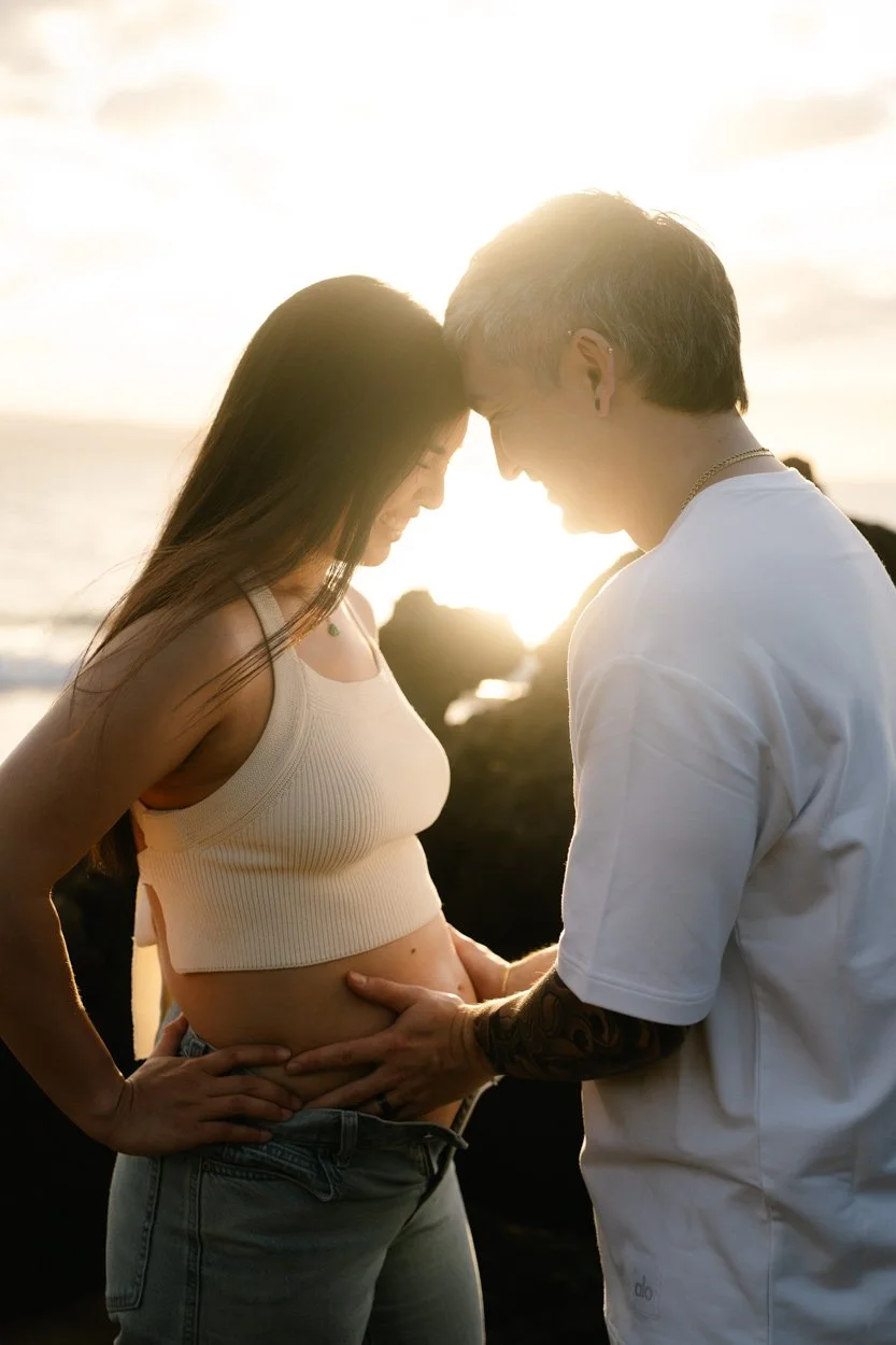 Golden hour maternity photoshoot in Wailea