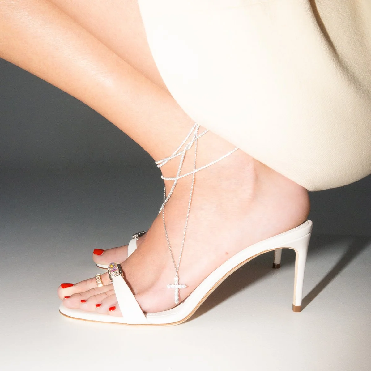 AMELIE SANDALS IN LIGHT IVORY