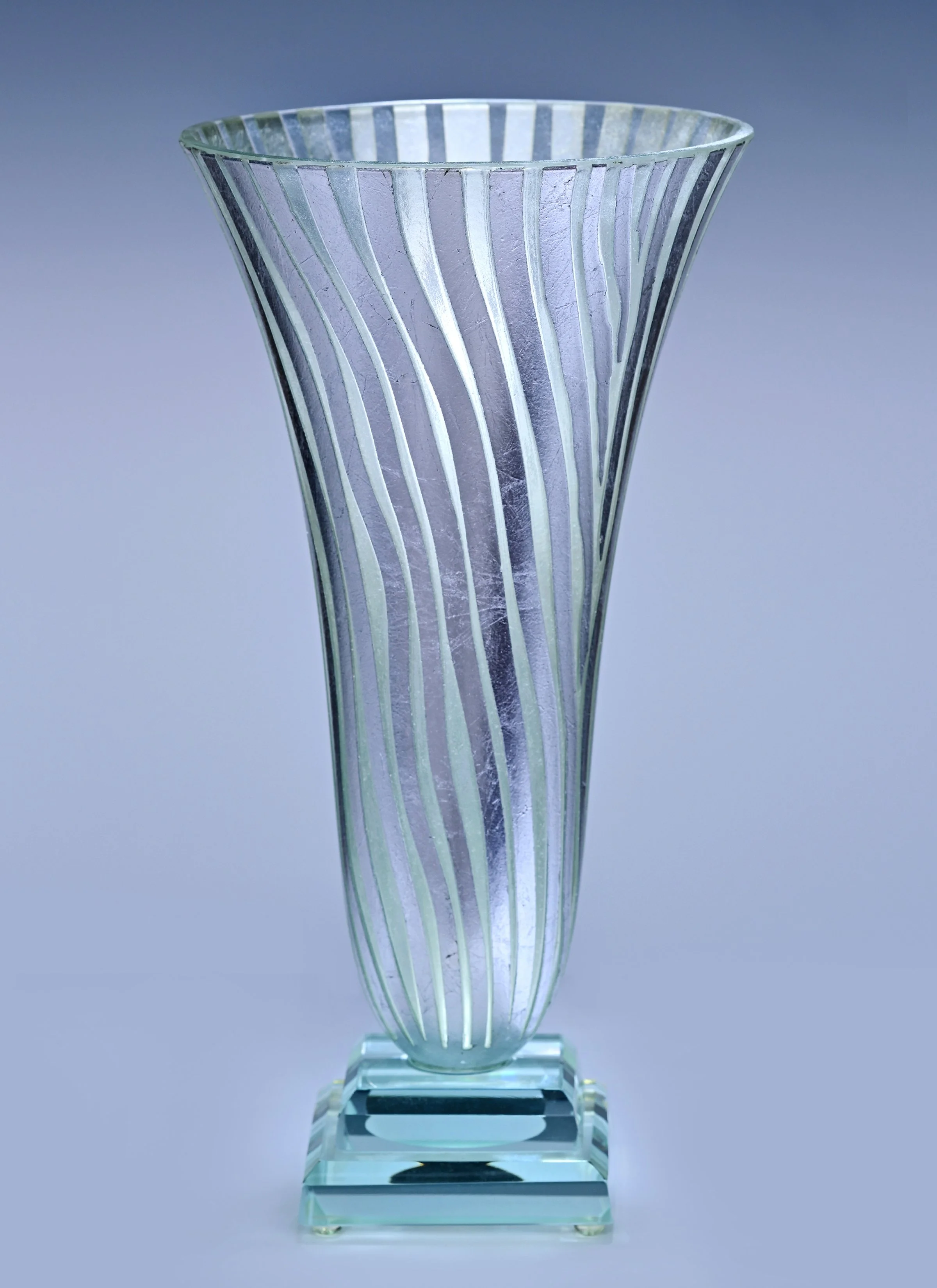 Orama Atelier | Functional glass art and vases for homes, hotels and offices