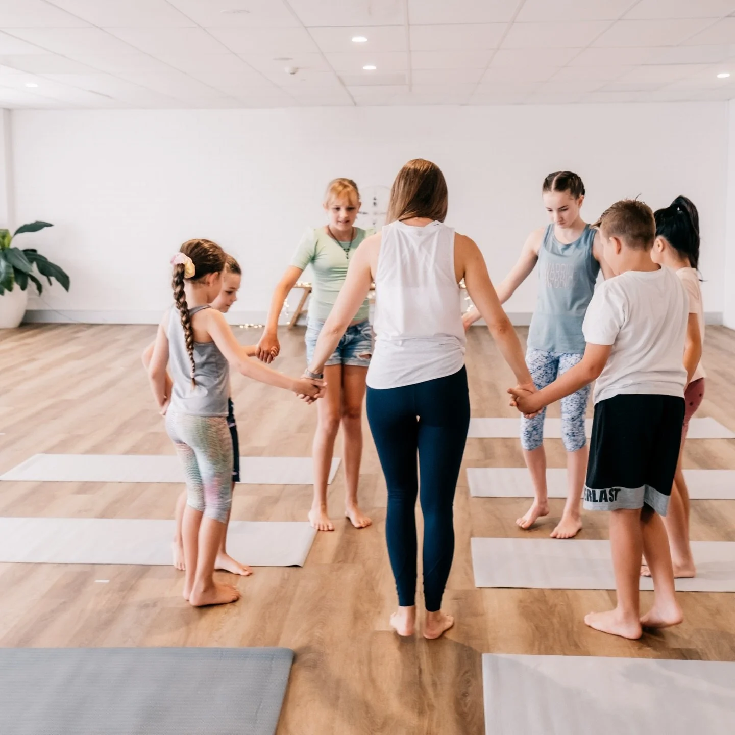 🤍 Let&rsquo;s Huddle Together for Calm, Creativity &amp; Connection 🙏

In times like these, we&rsquo;re reminded how important it is to gather close, care for one another, slow down, and create precious moments of peace and joy with our loved ones.