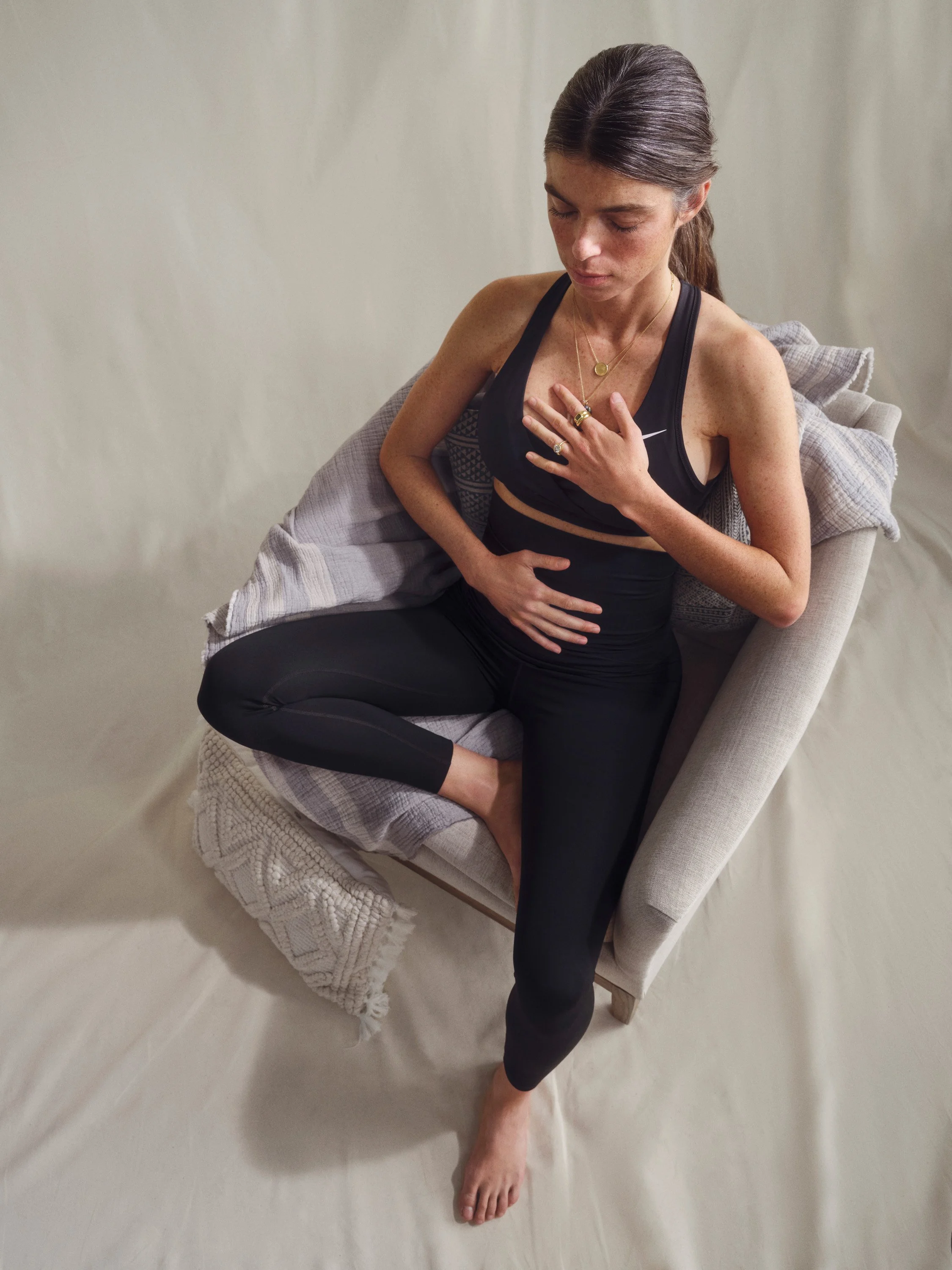 HO22_Motherhood_ImageBank_5815.jpg