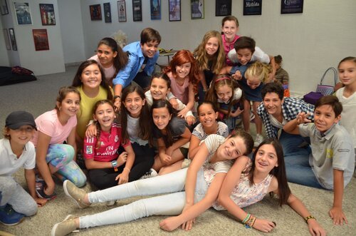 Teuffer Entertainment Escuela de Teatro