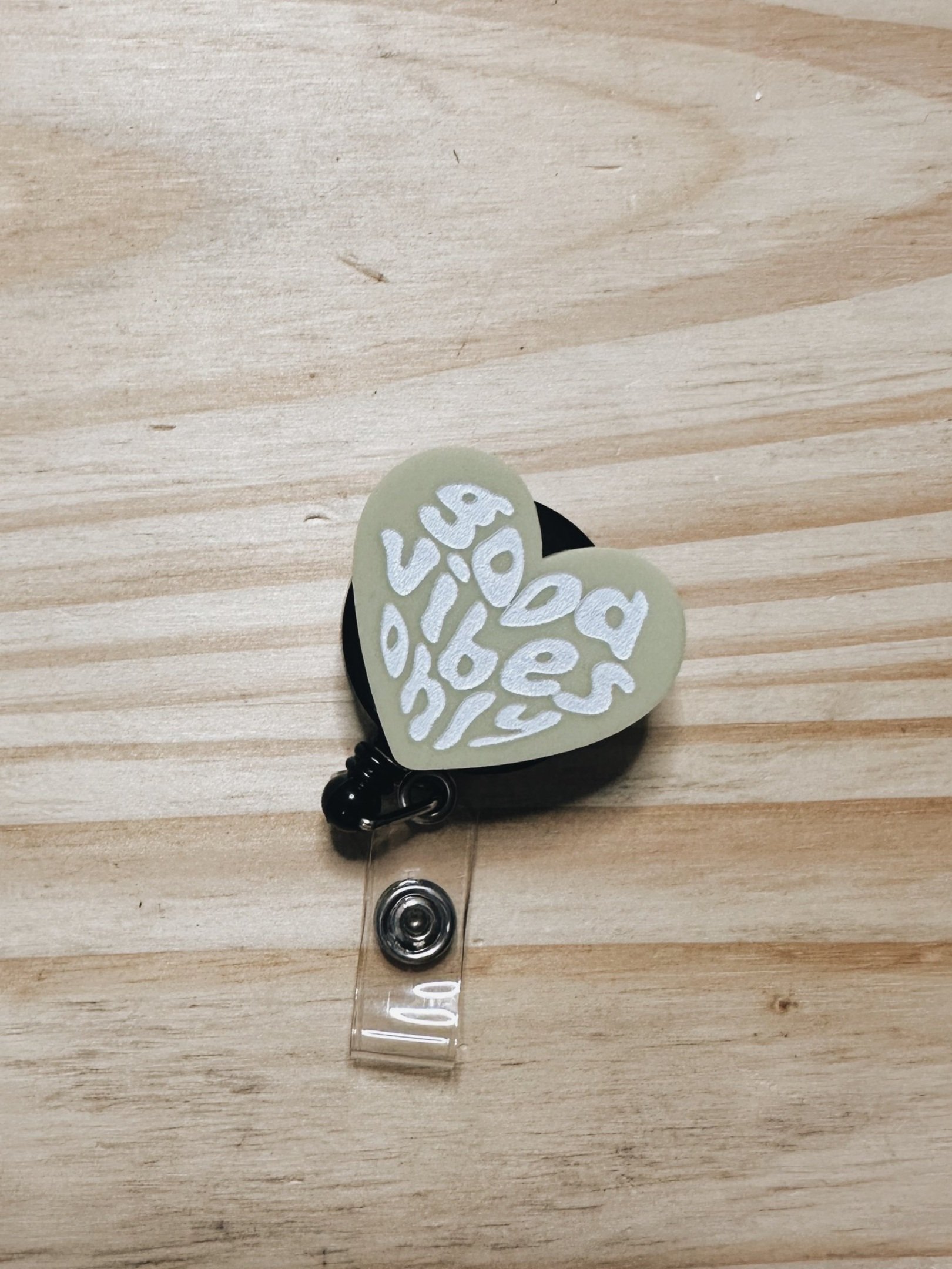 Good Vibes Only Heart Badge Reel
