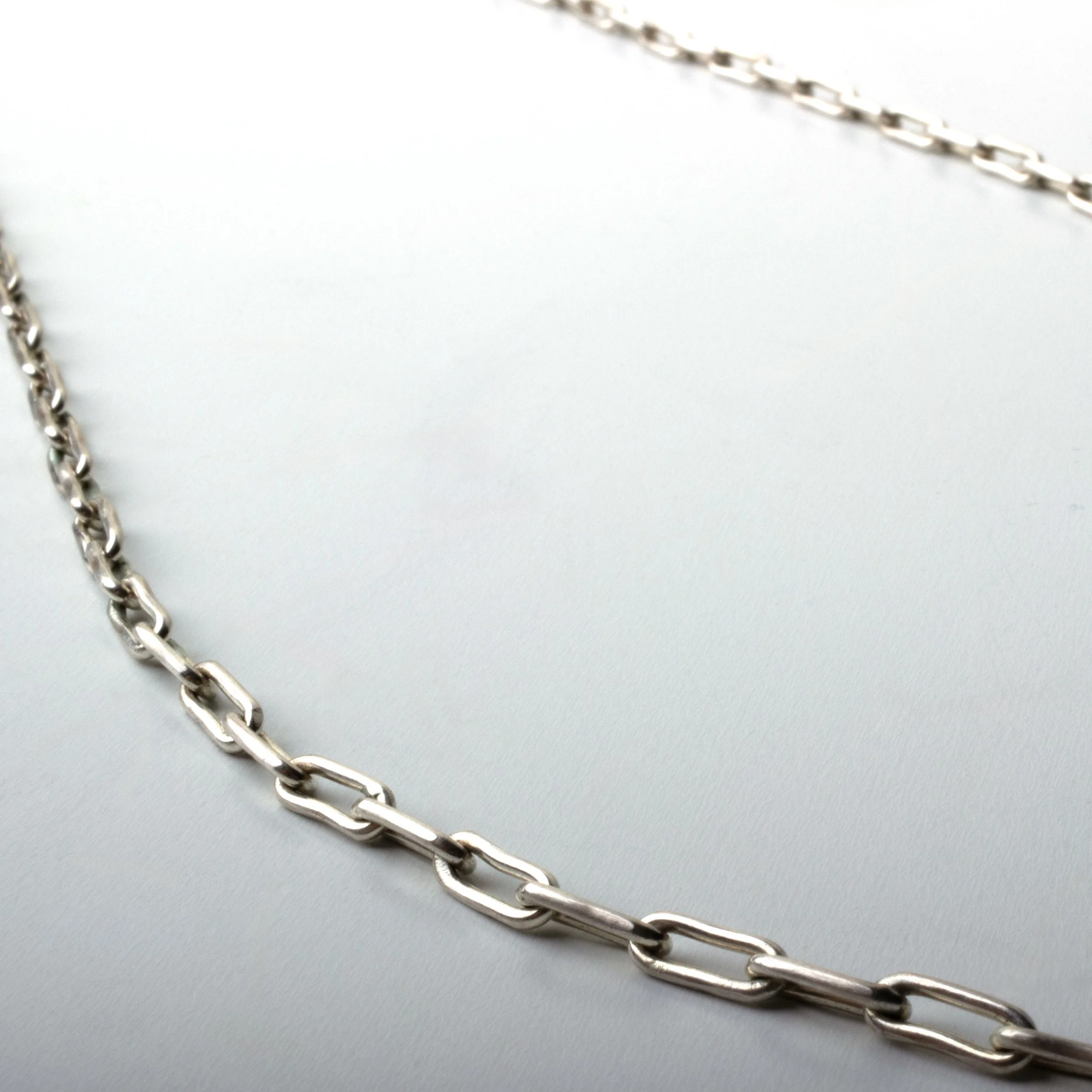 long-thin-chain-1.jpg