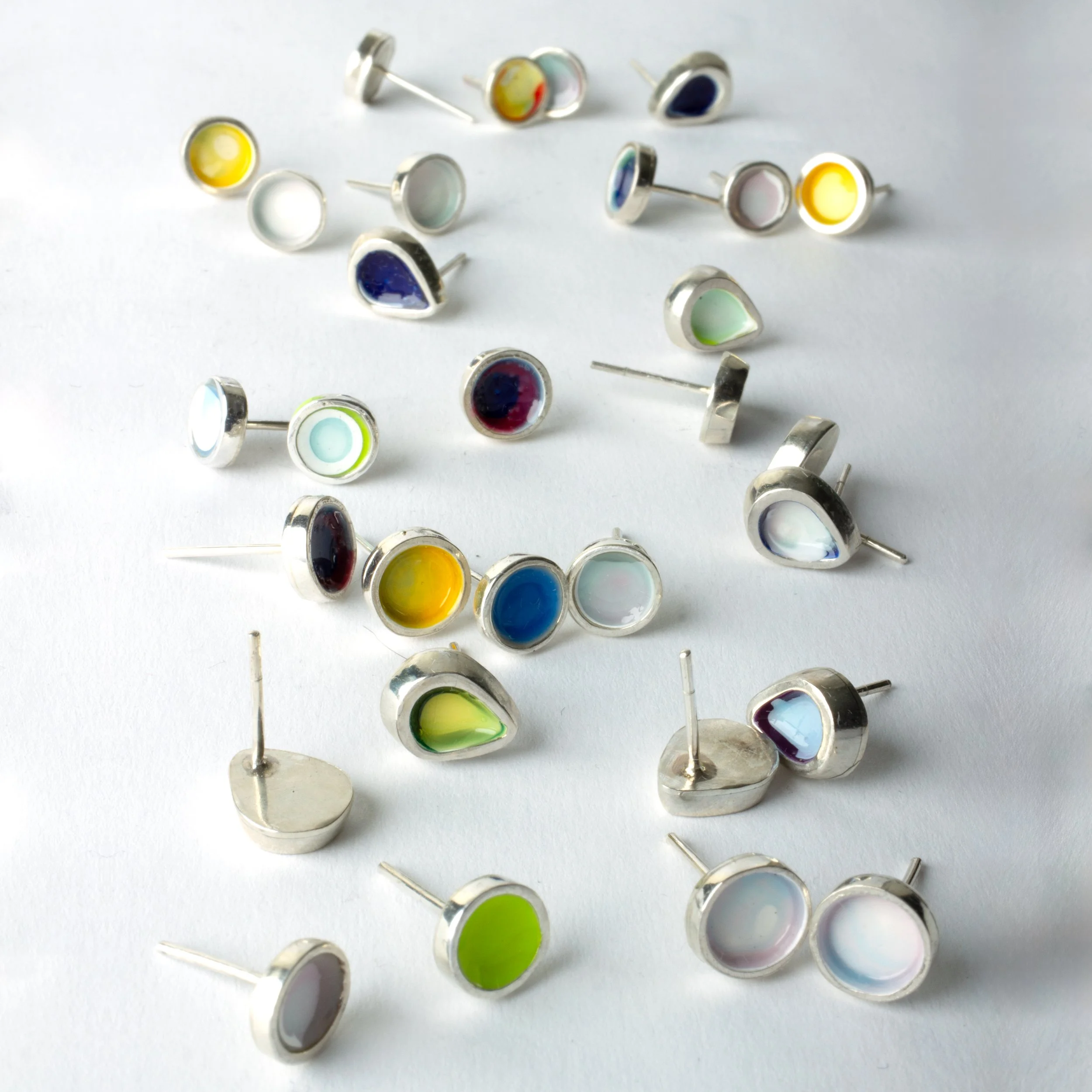 mixed-colorful-studs.jpg